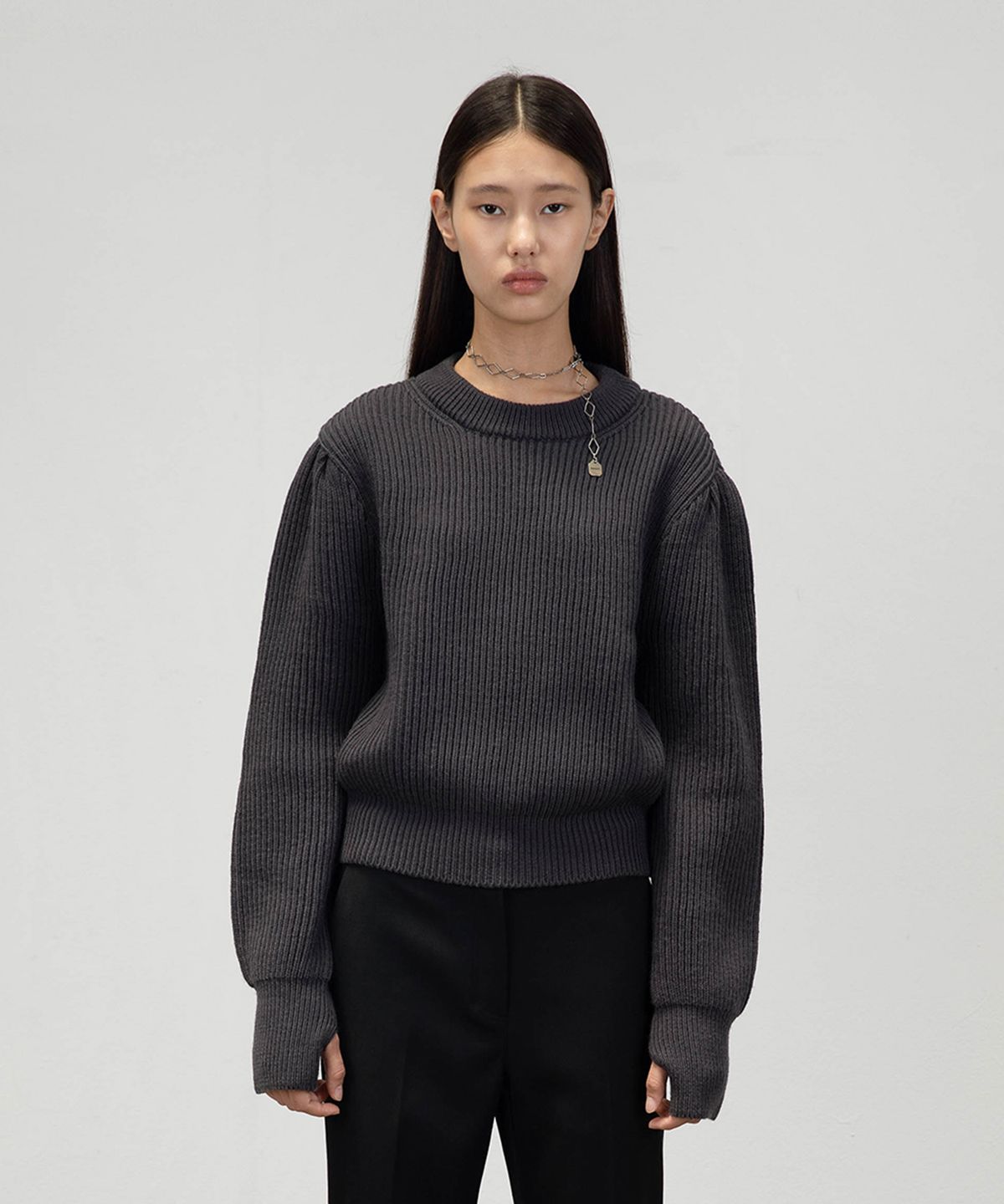 아모멘토(AMOMENTO) HALF NECK KNIT_CHARCOAL