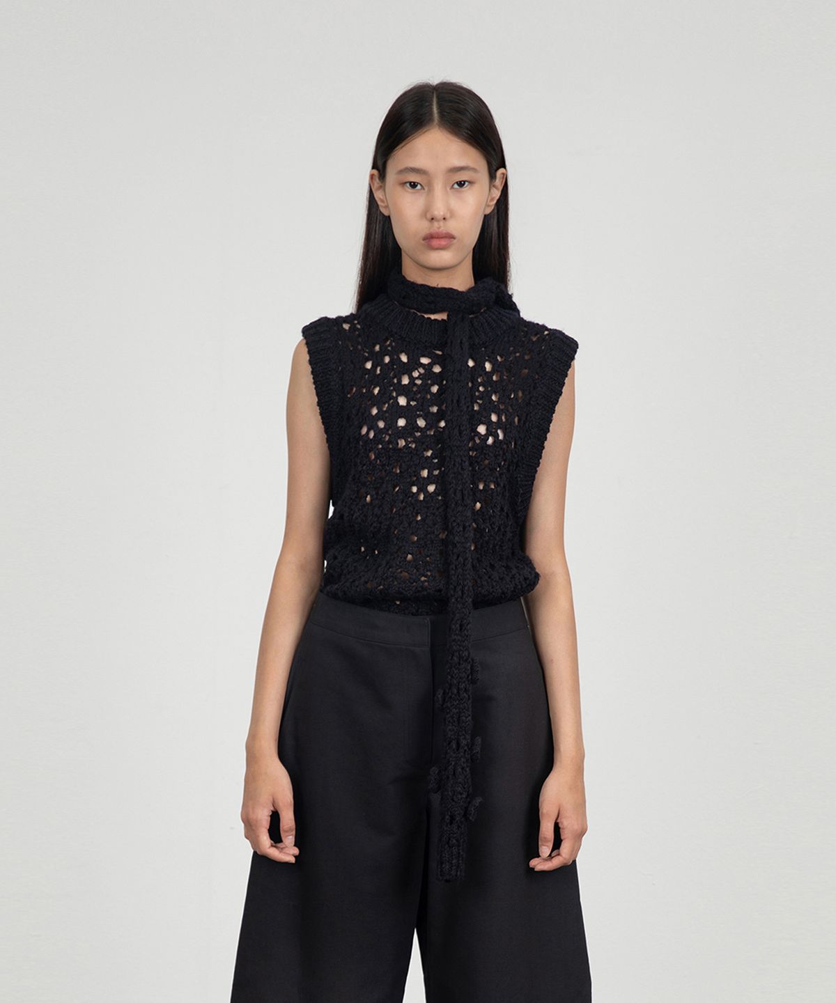 아모멘토(AMOMENTO) CROCHET VEST_BLACK