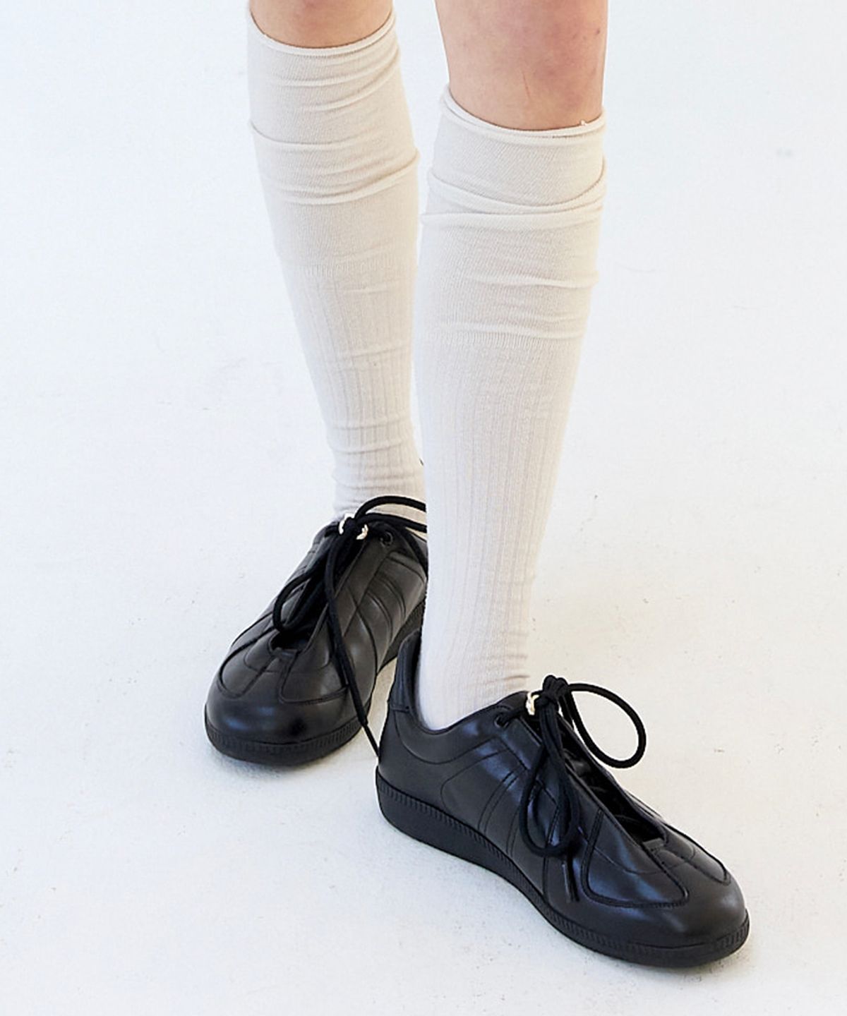 데베시용(DEVIATION) DV RACING TRAINERS 01