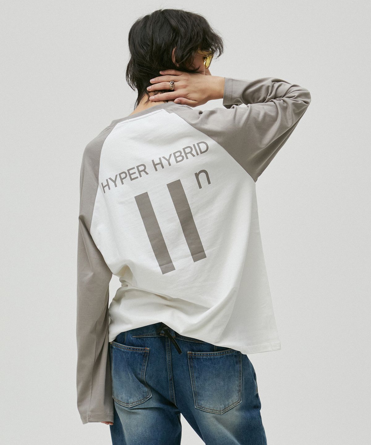 하이투(HYIIⁿ) 유니폼 래글런 티셔츠 [그레이]