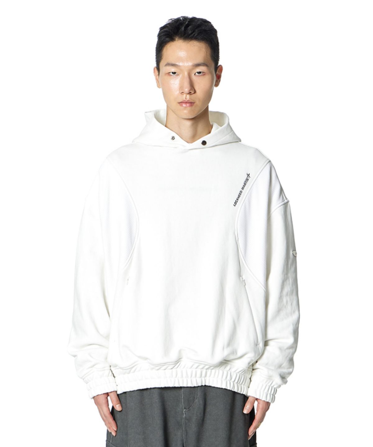 록히드마틴(LOCKHEED MARTIN) Embossed shoulders Hoodie (WHITE)