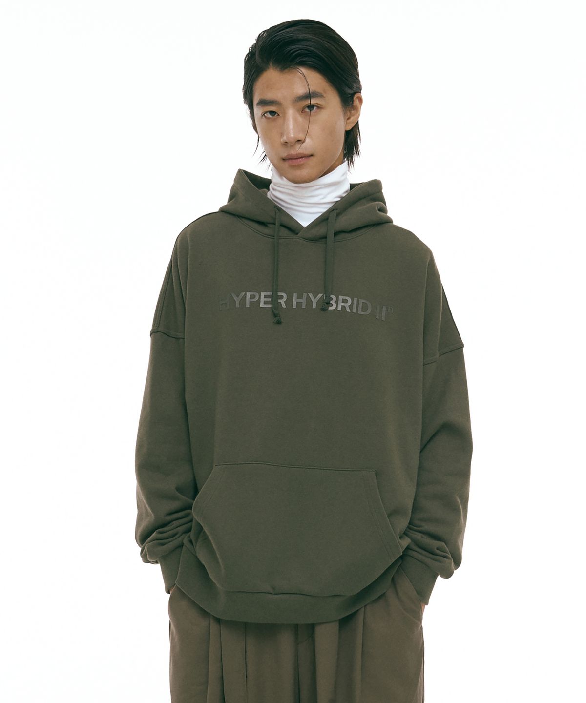 하이투(HYIIⁿ) 크로스 투 스트링 후드티 [카키]