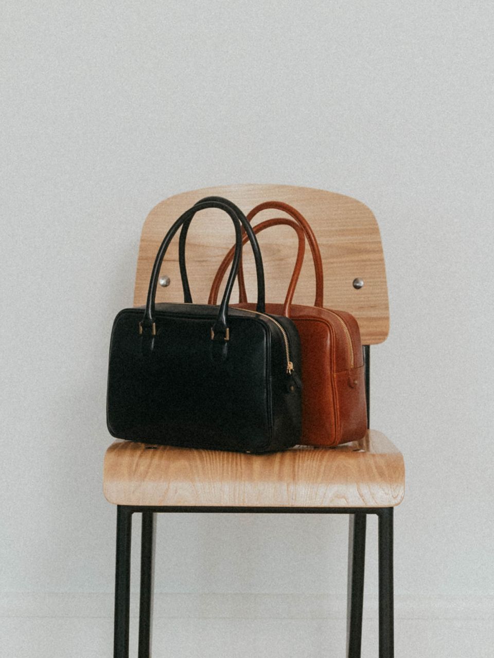 ☆韓国の人気☆【SIENNE】☆Avenu Leather Ba.g☆バッグ☆ Avenu Leather Bag (Tan) - 시엔느
