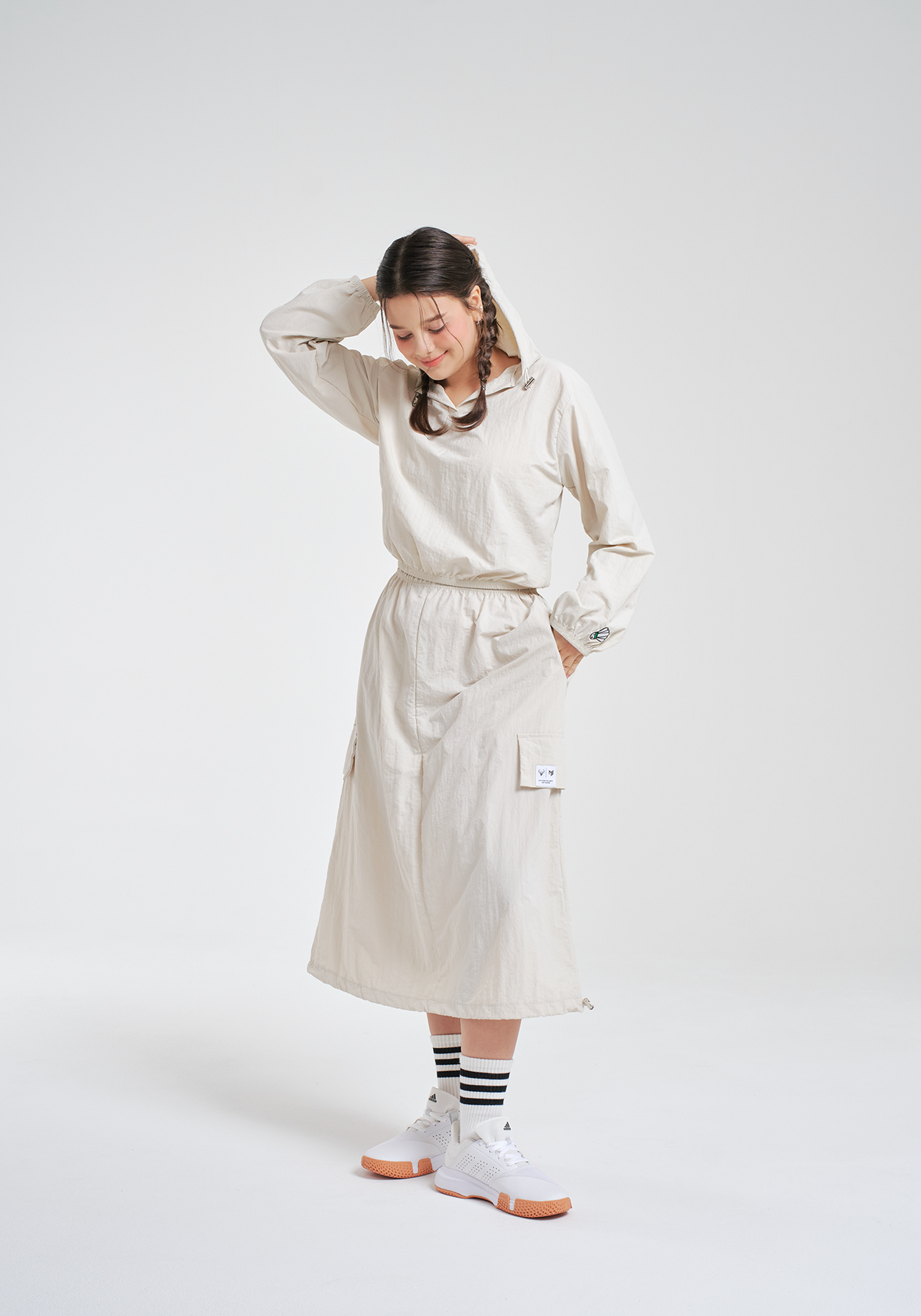 메스타리(MESTARI) 나일론 카고 롱스커트 크림  DS0106