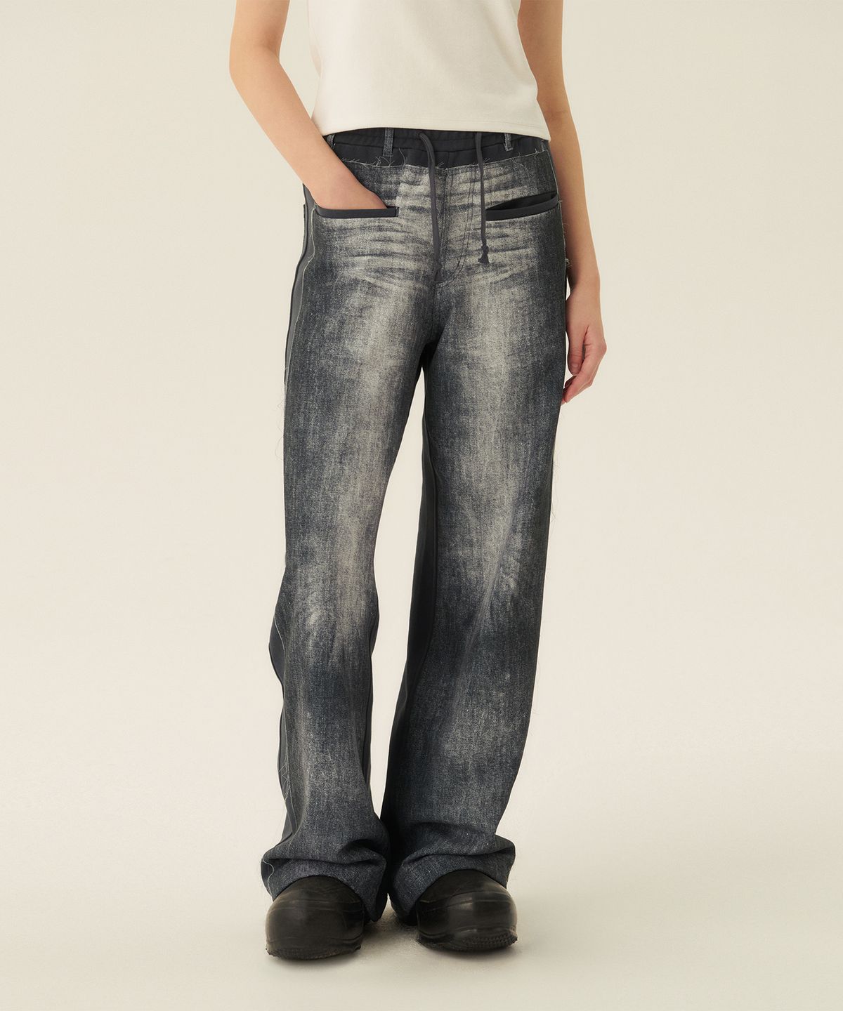 고코리(GOCORI) DENIM DIGITAL PRINTING PANTS - DARK GRAY 디지털프린팅 팬츠