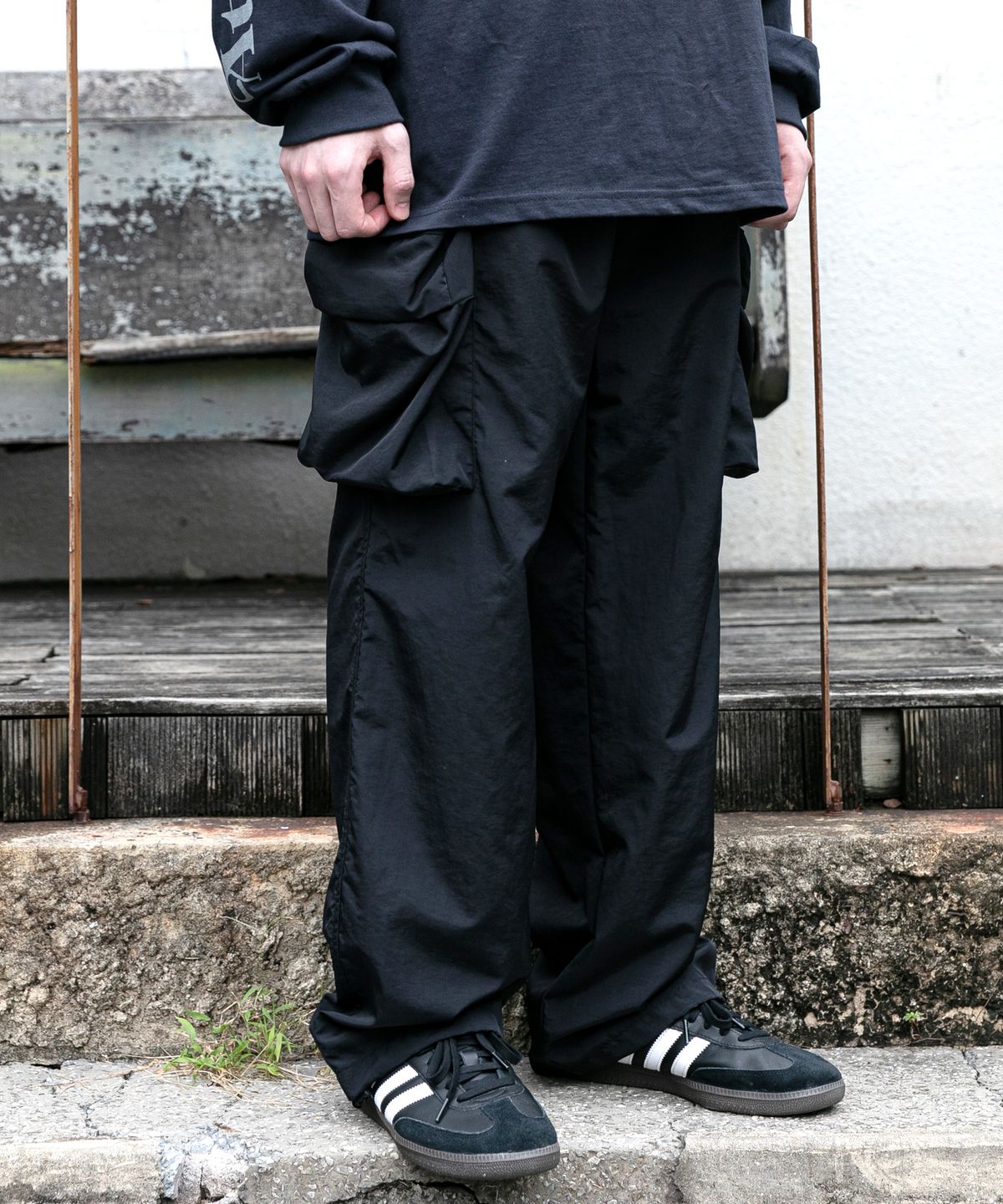 오픈 에티튜드(OPEN ATTITUDE) NYLON UTIL CARGO STRING PANTS-BLACK(나일론 유틸 카고 스트링팬츠-블랙)