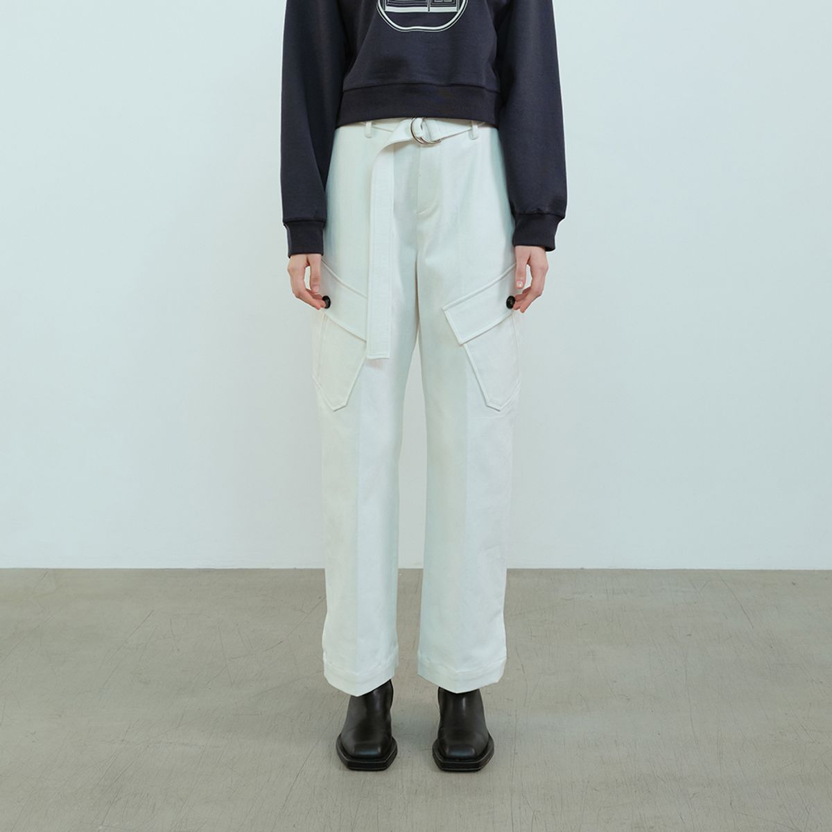 문스워드(MOONSWARD) WHITE WIDE POCKET TROUSER