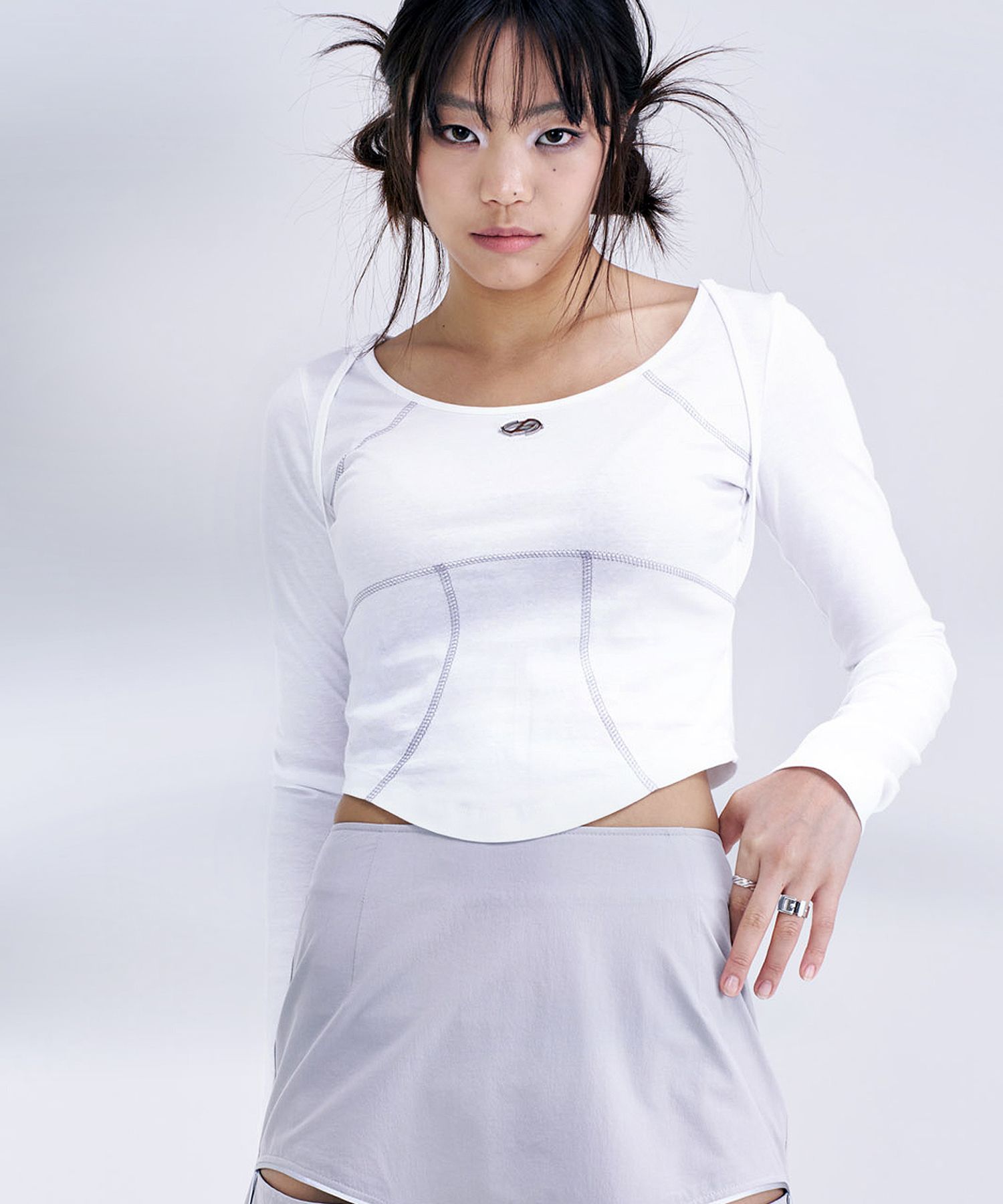 【HUGYOURSKIN】llic Logo Scarf Top (White) MUSINSA | HUG YOUR SKIN Metal logo scarf top (white)