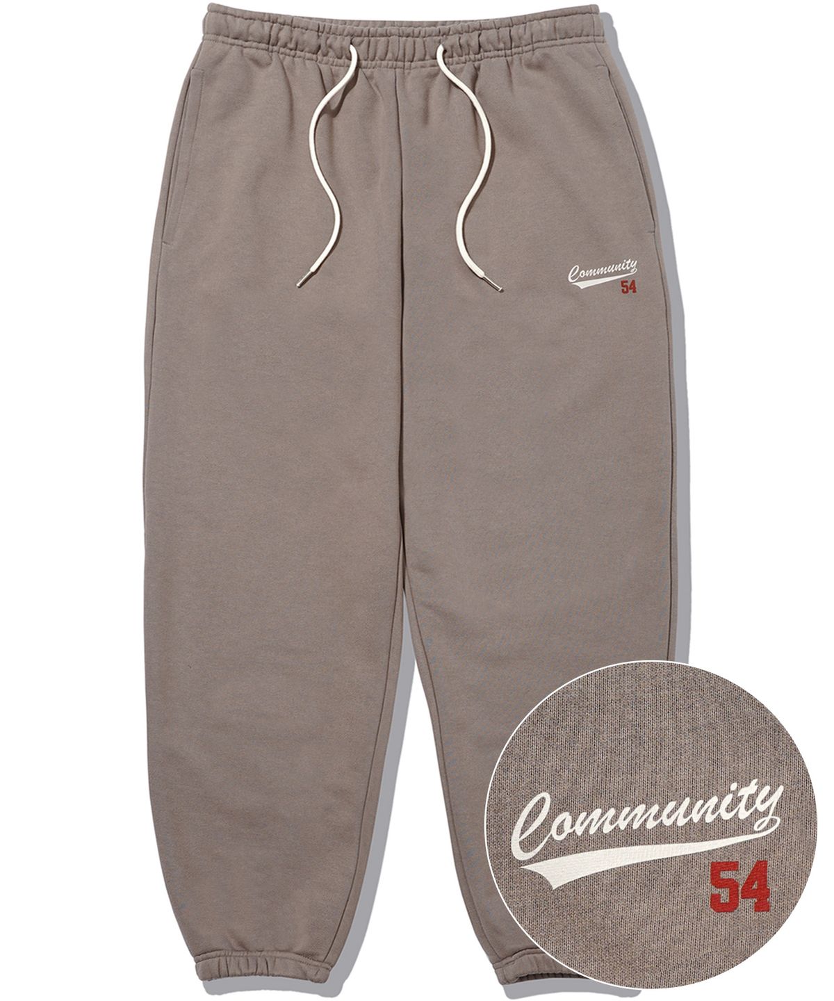 더마일(THEMILE) COMMUNITY 54 SWEAT PANTS[BROWN]