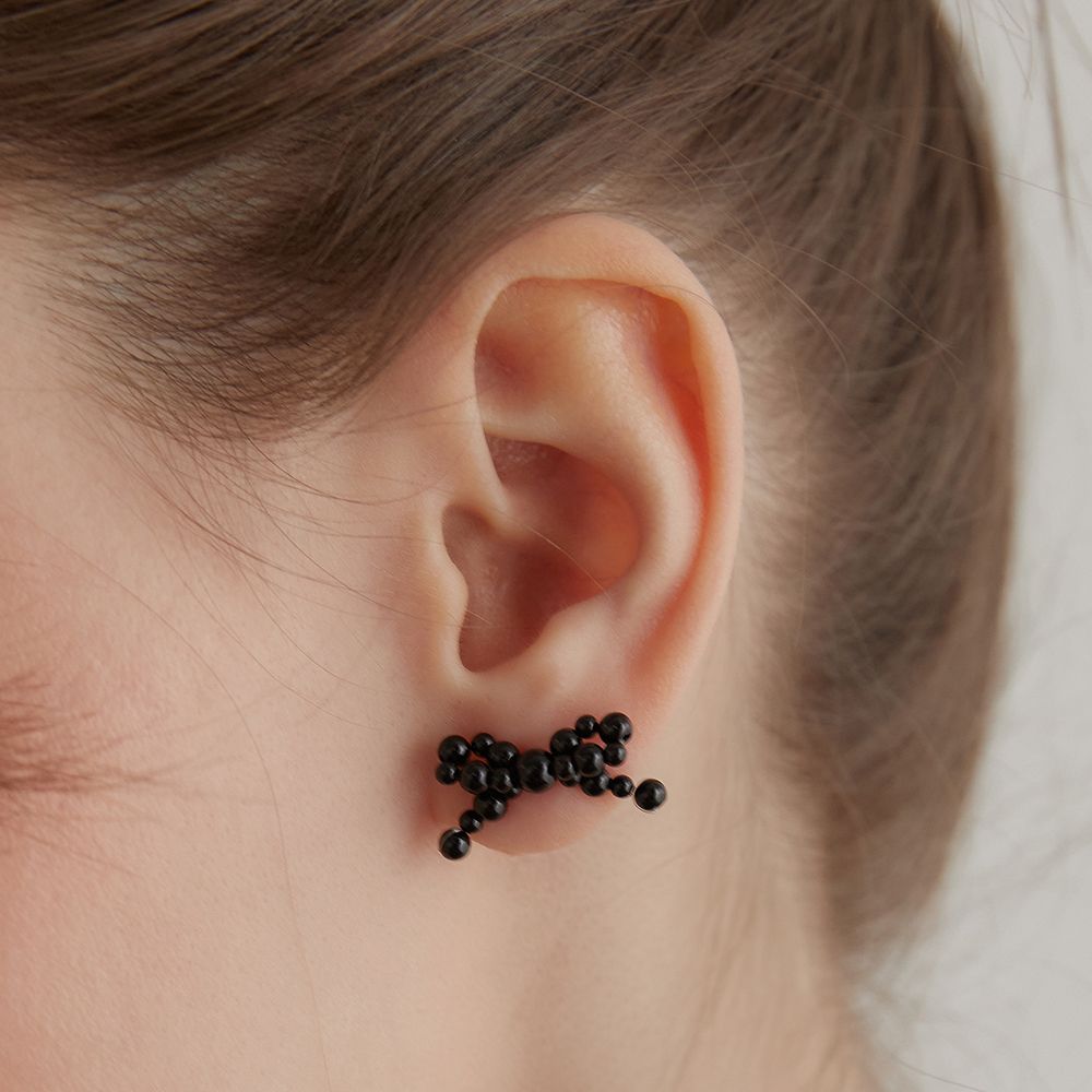 イヤリング TATIANA Silver 925 Onyx Ribbon Earrings EC3042 MUSINSA | TATIANA (Silver 925) Onyx Ribbon Earrings EC3042