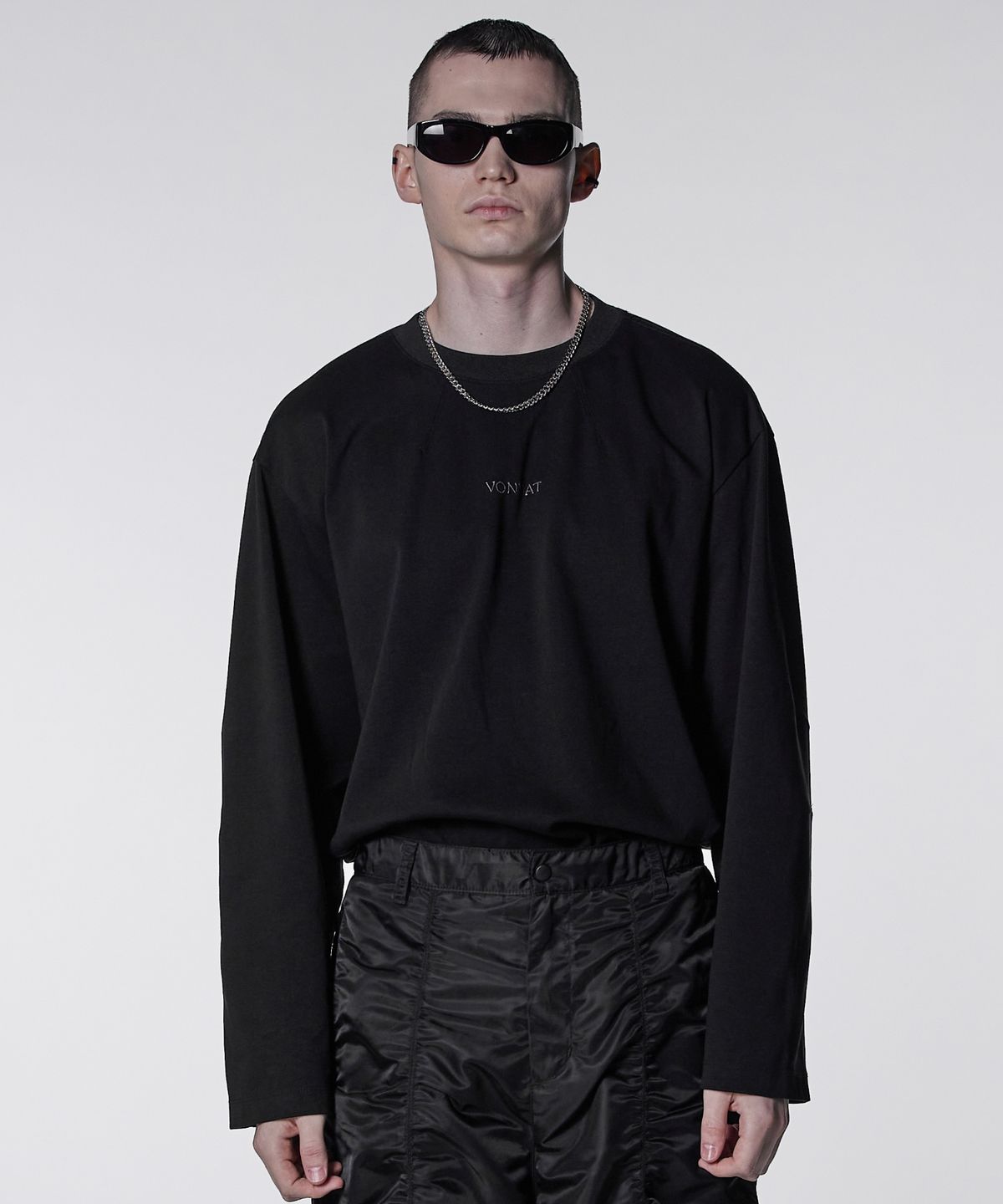 본바트(VONVAT) Biker Incision Long Sleeve (Black)