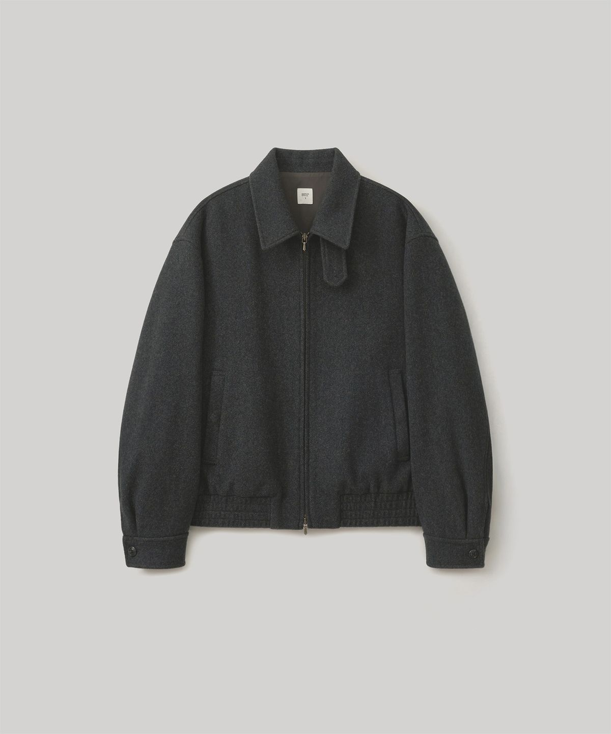 어나더 오피스(ANOTHER OFFICE) Volume Blouson (Caviar)