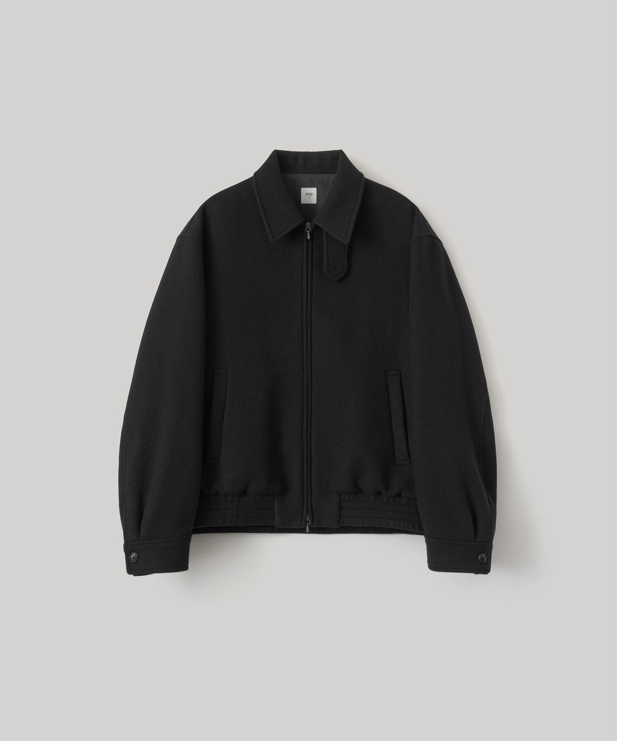 어나더 오피스(ANOTHER OFFICE) Volume Blouson (Black)