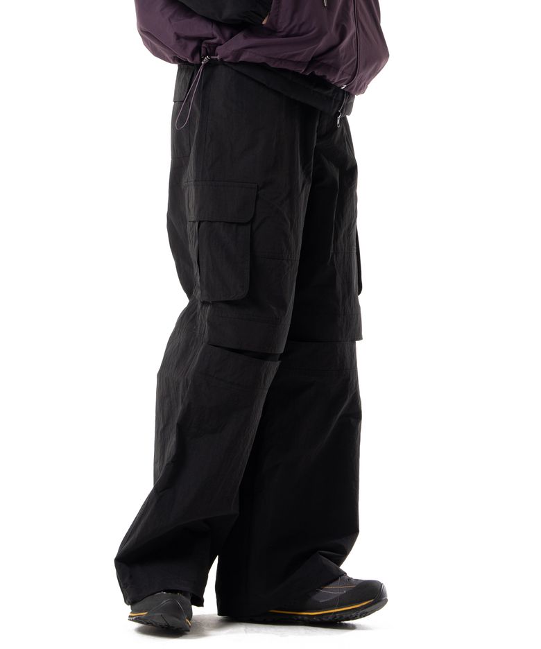 Stretched Knee Slit Cargo Pants (Black)