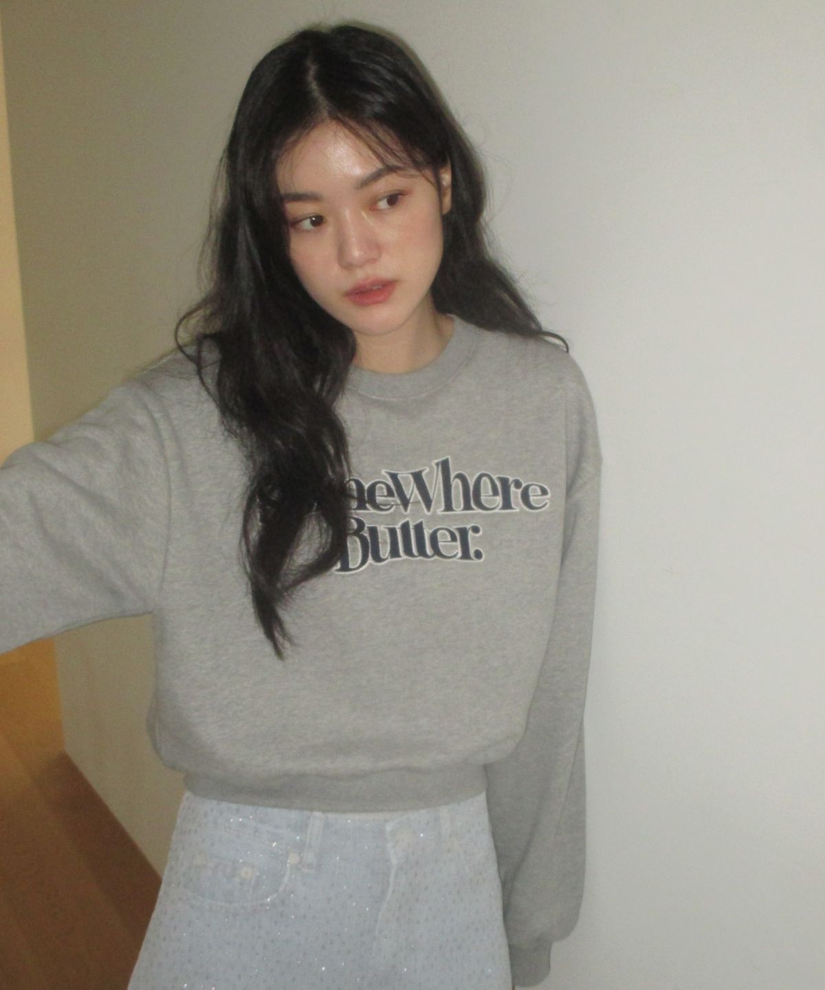 썸웨어버터(SOMEWHEREBUTTER) new wave logo sweatshirt - melange grey