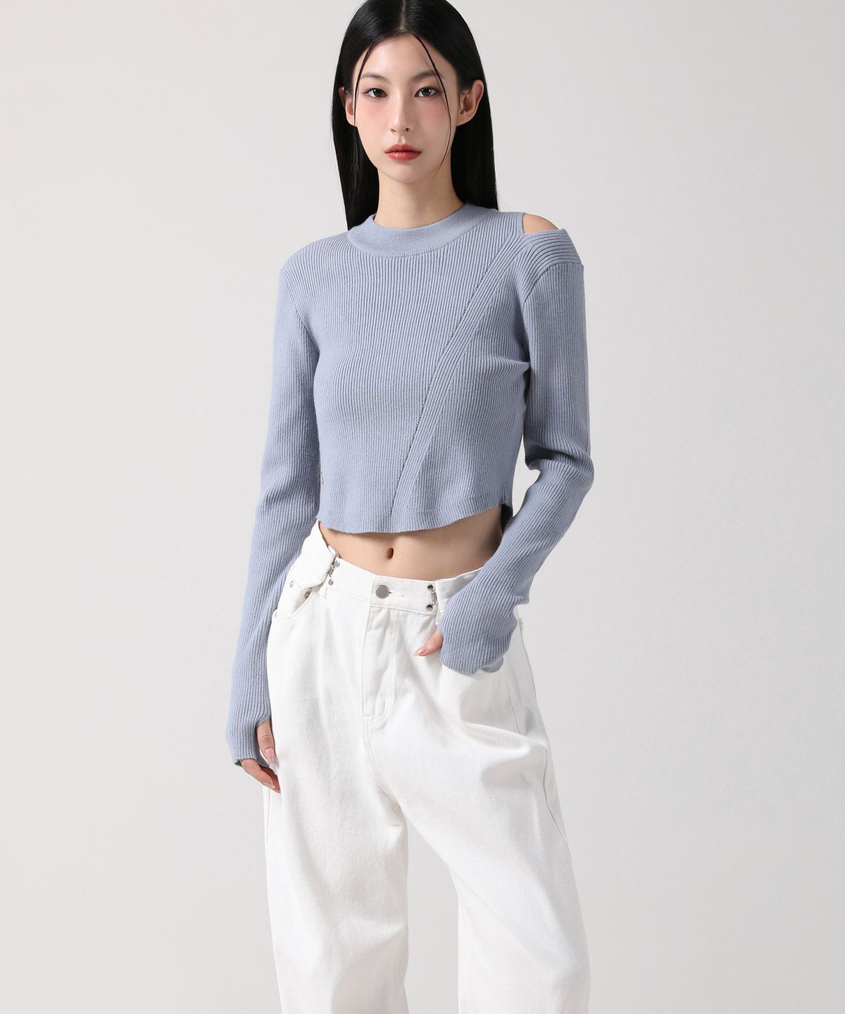 어반드레스(AVANDRESS) Tati Hole Round Knit SORA