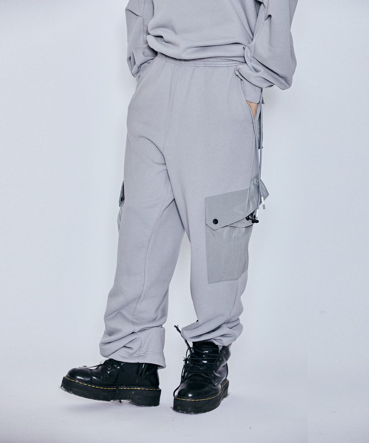 밀리밀리언(MILLIMILLION) BASALT HYBRID JERSEY PANTS B07-GREY