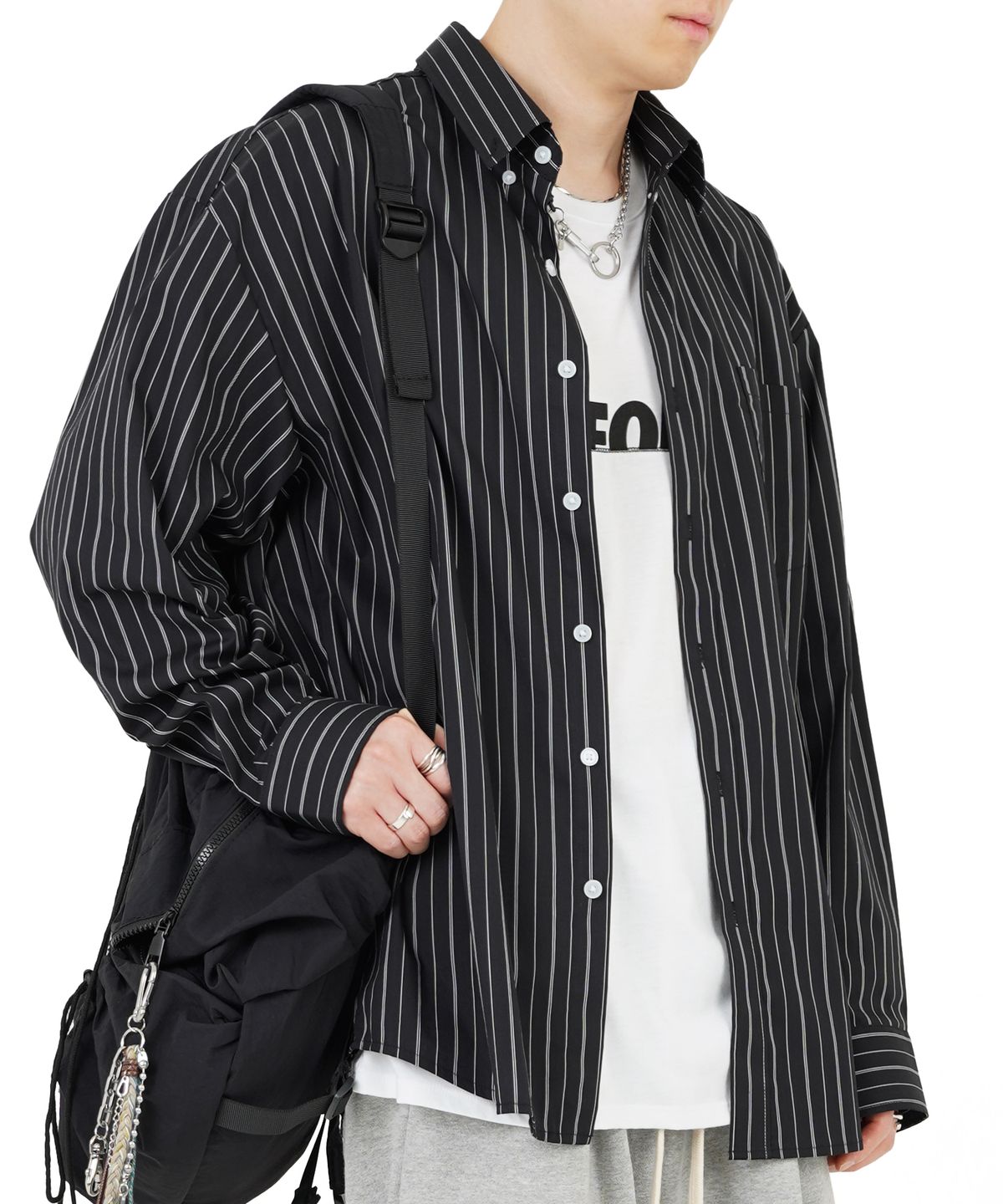 아차(ACHA) 나일론 코튼 스트라이프 셔츠 _ 블랙