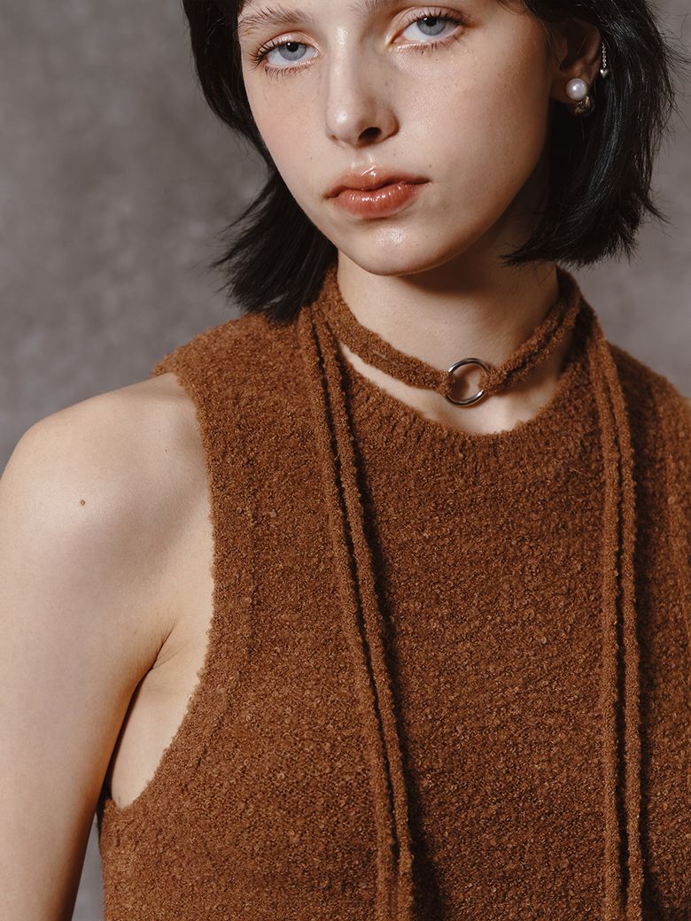 BOUCLE KNIT RING NECKLACE - BROWN