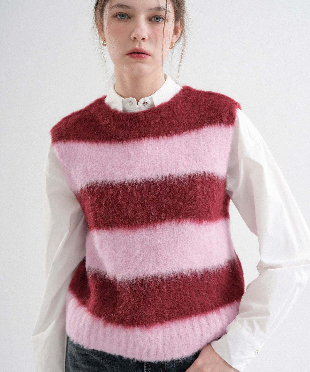 블레티(VLETI) Wool Stripe Brush Knit Vest (Pink)