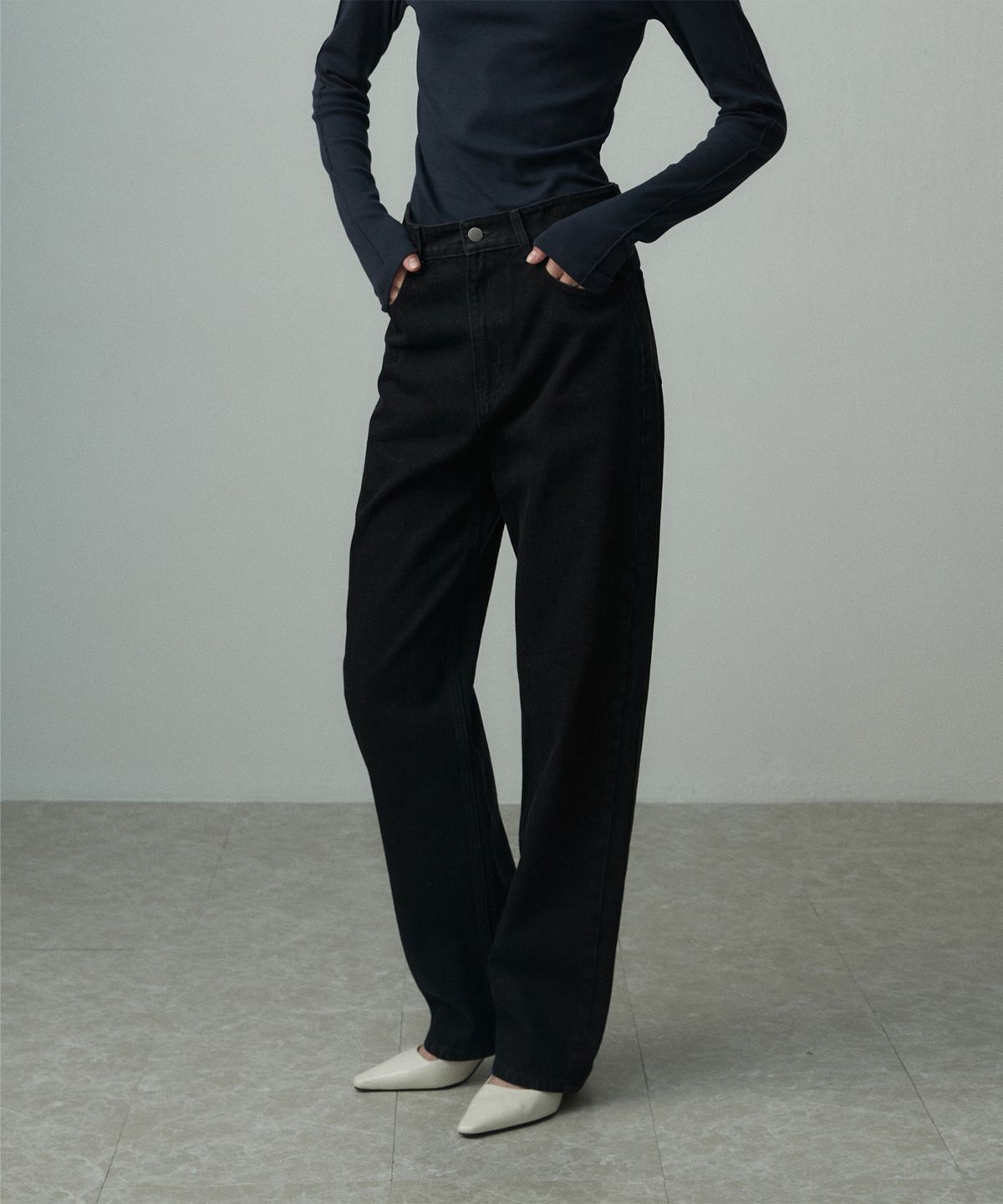 리이(RE RHEE) STRAIGHT DENIM PANTS RAW BLACK