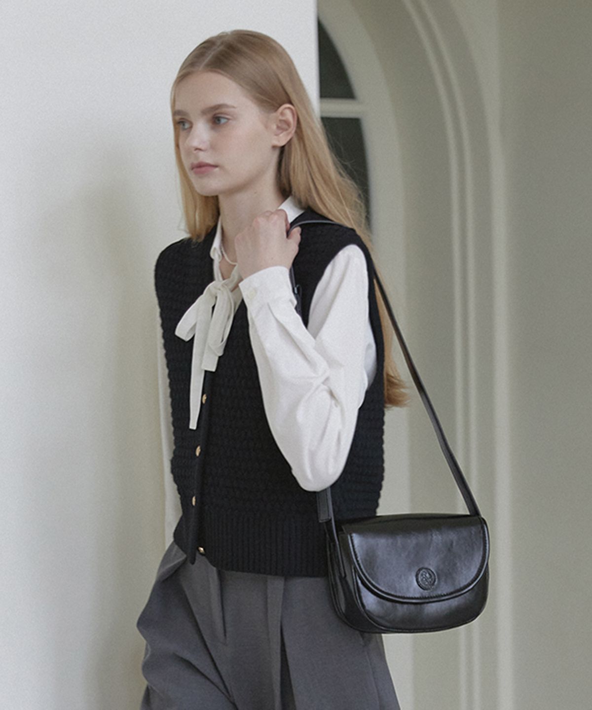 논로컬(NONLOCAL) Petit Jour Bag - Black