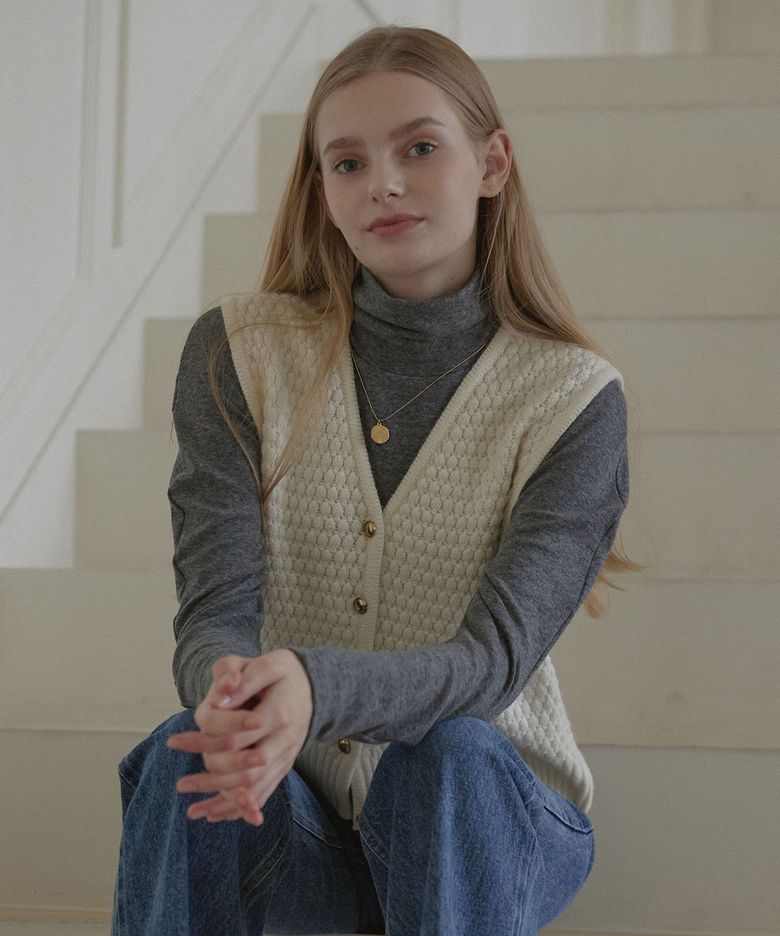 Tweed Goldish Knit Vest - Ivory