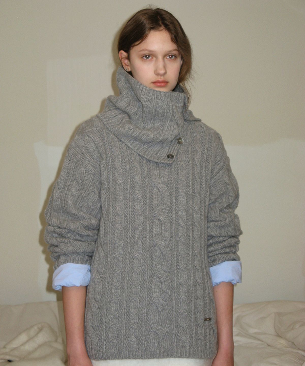 시눈(SINOON) TWO-WAY CABLE TURTLENECK KNIT (MELANGE GREY)