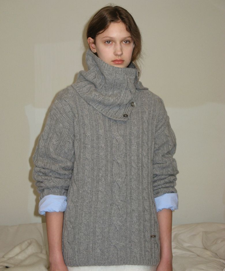 TWO-WAY CABLE TURTLENECK KNIT (MELANGE GREY)
