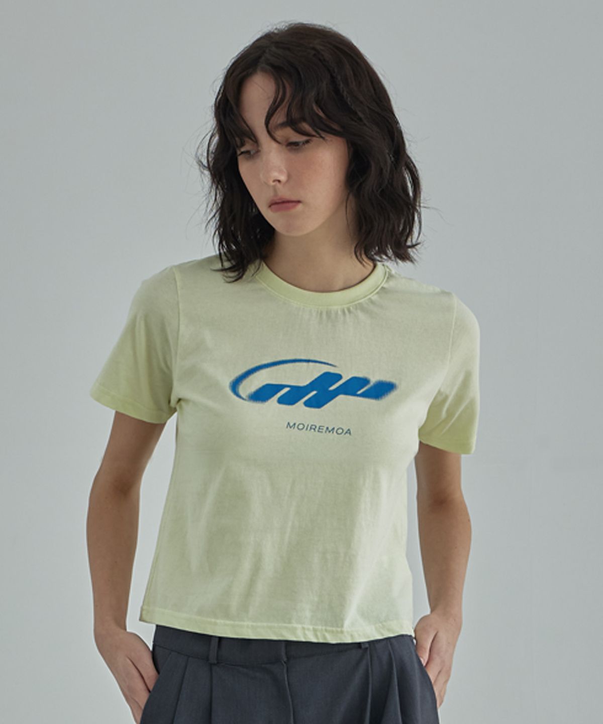 무아르모아(MOIREMOA) MM crop tee-Yellow