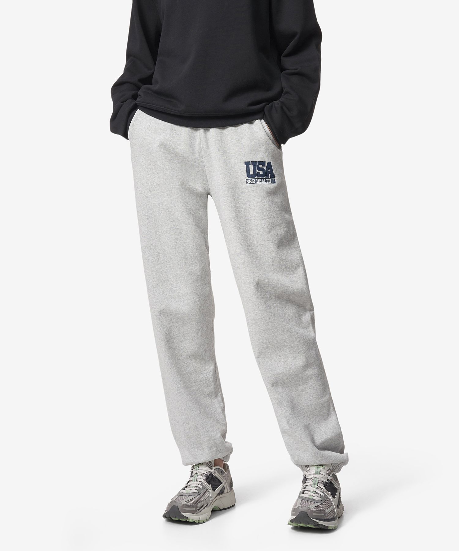 ボトムスその他 Sporty & Rich USA Logo Print Jogger Pants Heather Grey SW881 MUSINSA公式 | SPORTY&RICH USA Logo Print Jogger Pants