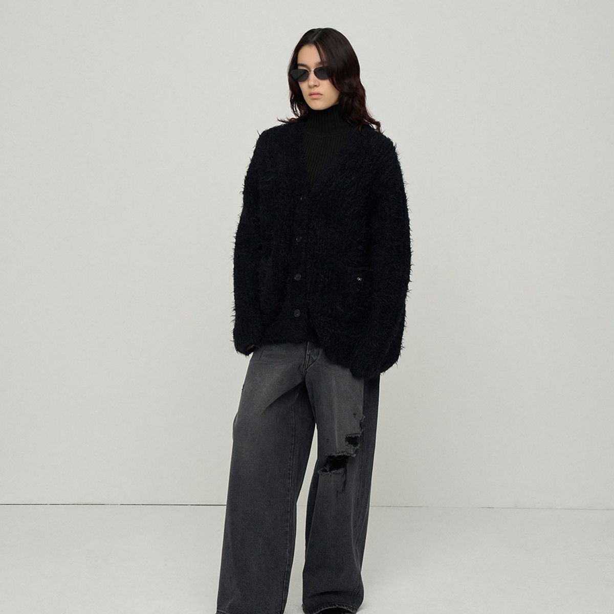 엘씨디씨티엠(LCDC™) FUZZY OVERSIZED CARDIGAN