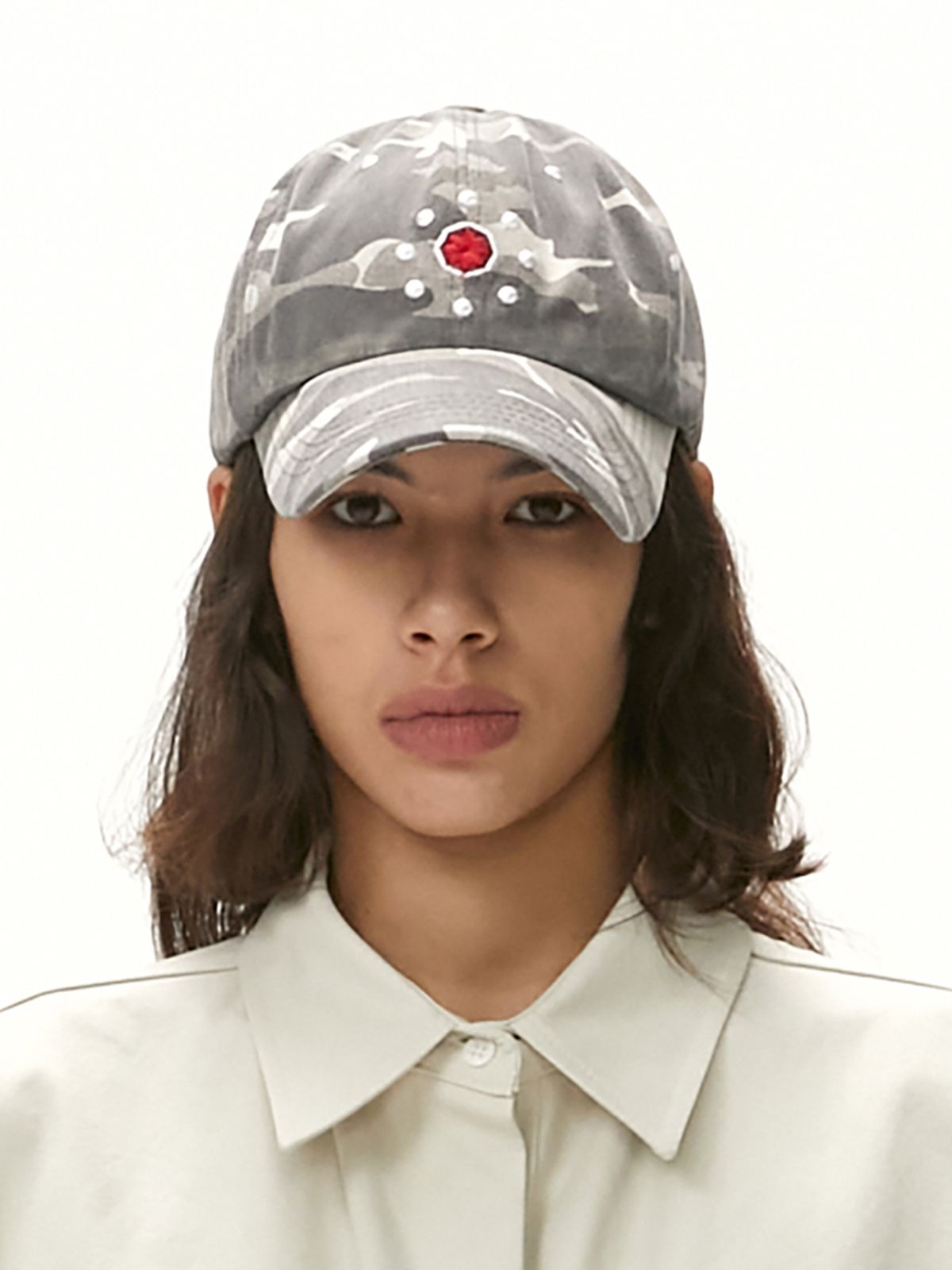 모어댄파라다이스(MORE THAN PARADISE) EMBROIDERY BALL CAP / CAMO