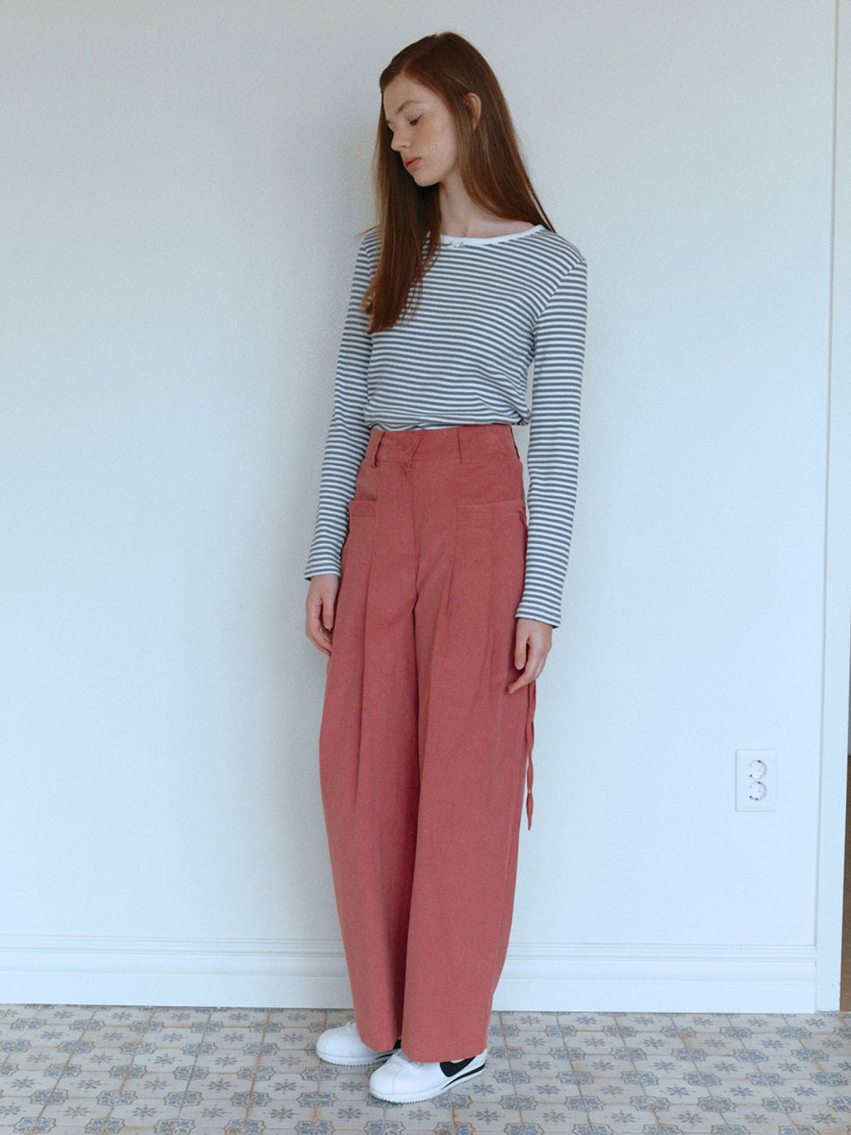 셀리테일즈(CELITAILS) CORDUROY TUCK WIDE PANTS_INDIAN PINK