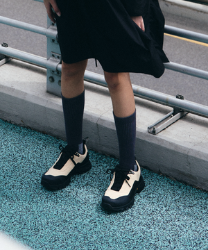 여성 로우 트레킹화 카너 EVT (Black)