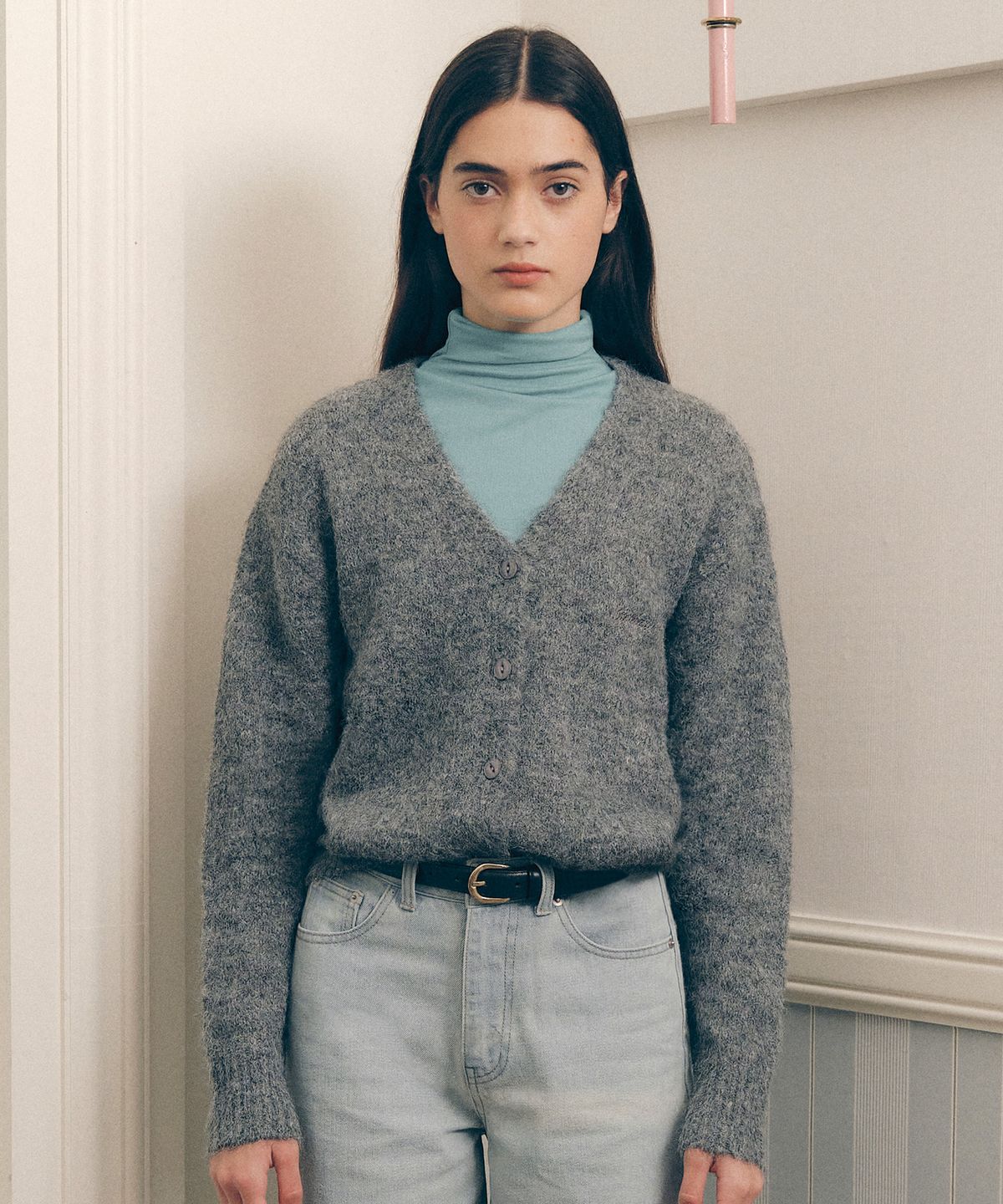 로라로라(ROLAROLA) HAIRY V NECK CARDIGAN GRAY