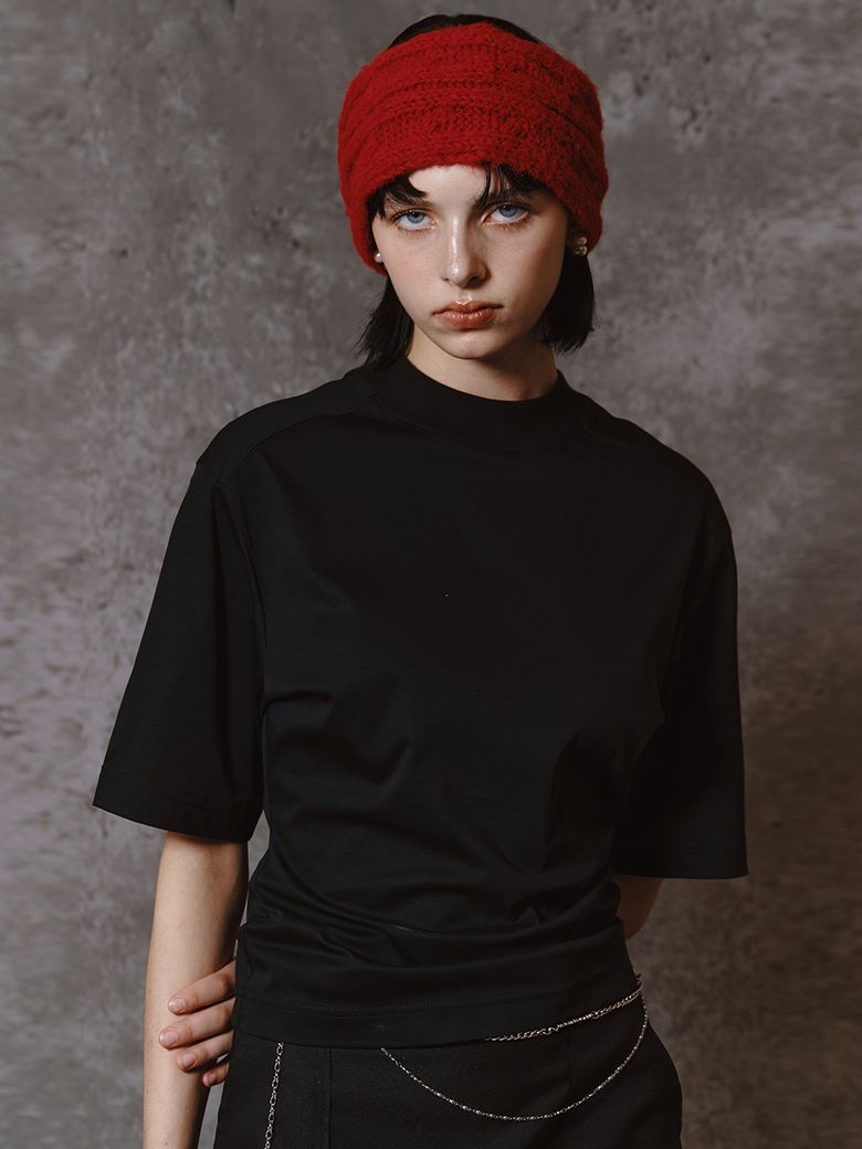 MEENDERI LOGO BASIC T-SHIRT - BLACK