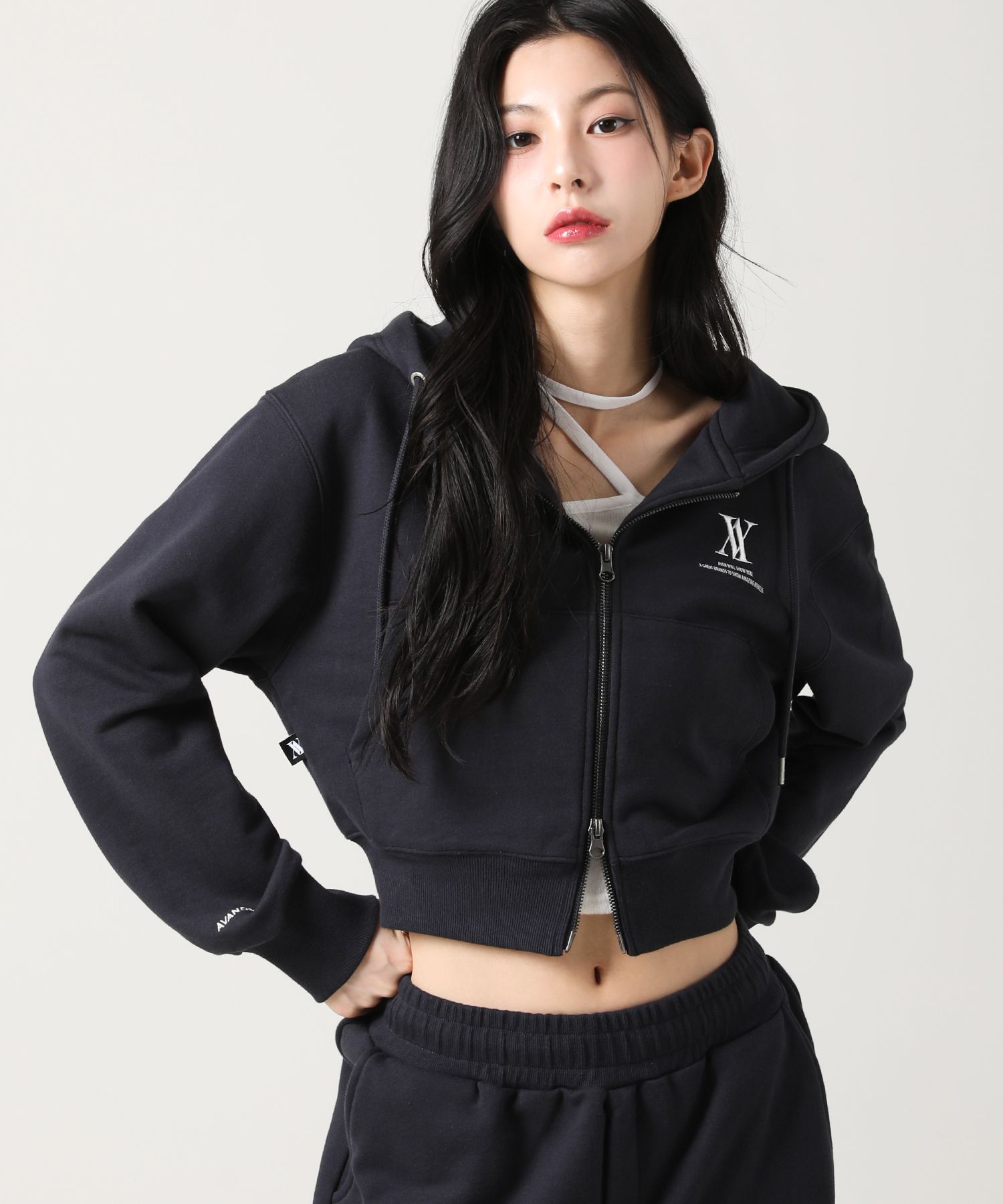 アウターその他 AVANDRESS AV LOGO CROP HOOD ZIPUP NAVY MUSINSA | AVANDRESS AV LOGO CROP HOOD ZIP-UP NAVY