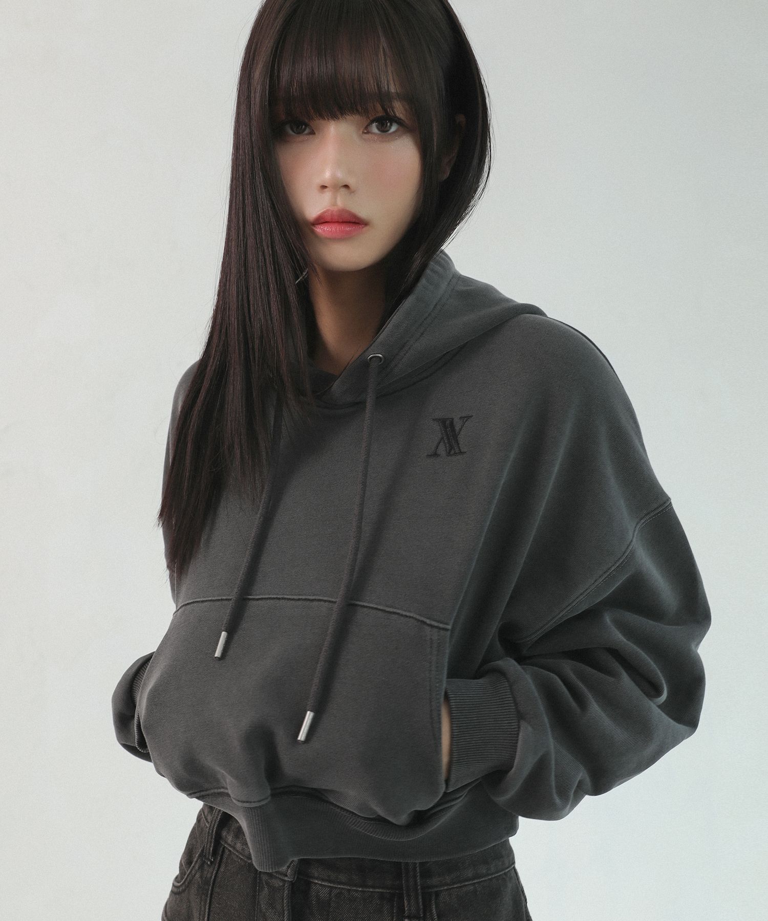 アウターその他 AVANDRESS SET AV LOGO CROP HOOD ZIPUP PANTS BLACK STITCH Designer fashion, Seoul-fully created | W Concept
