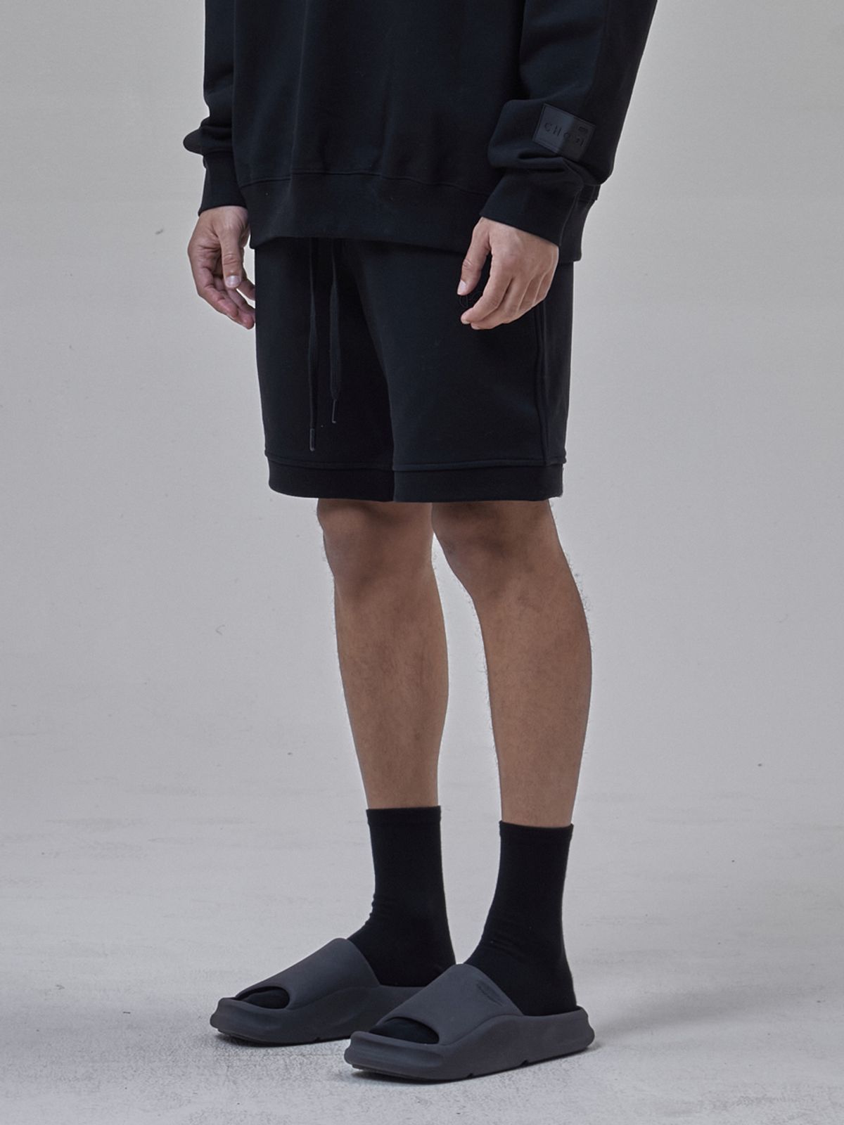초시(CHOCI) 블랙 립 스티치 쇼츠