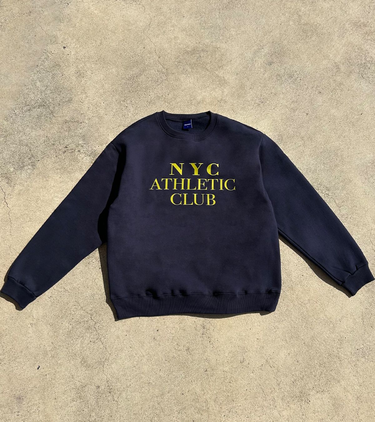스텝온리(STAFFONLY) NYC ATHLETIC SWEATSHIRTS (NAVY)