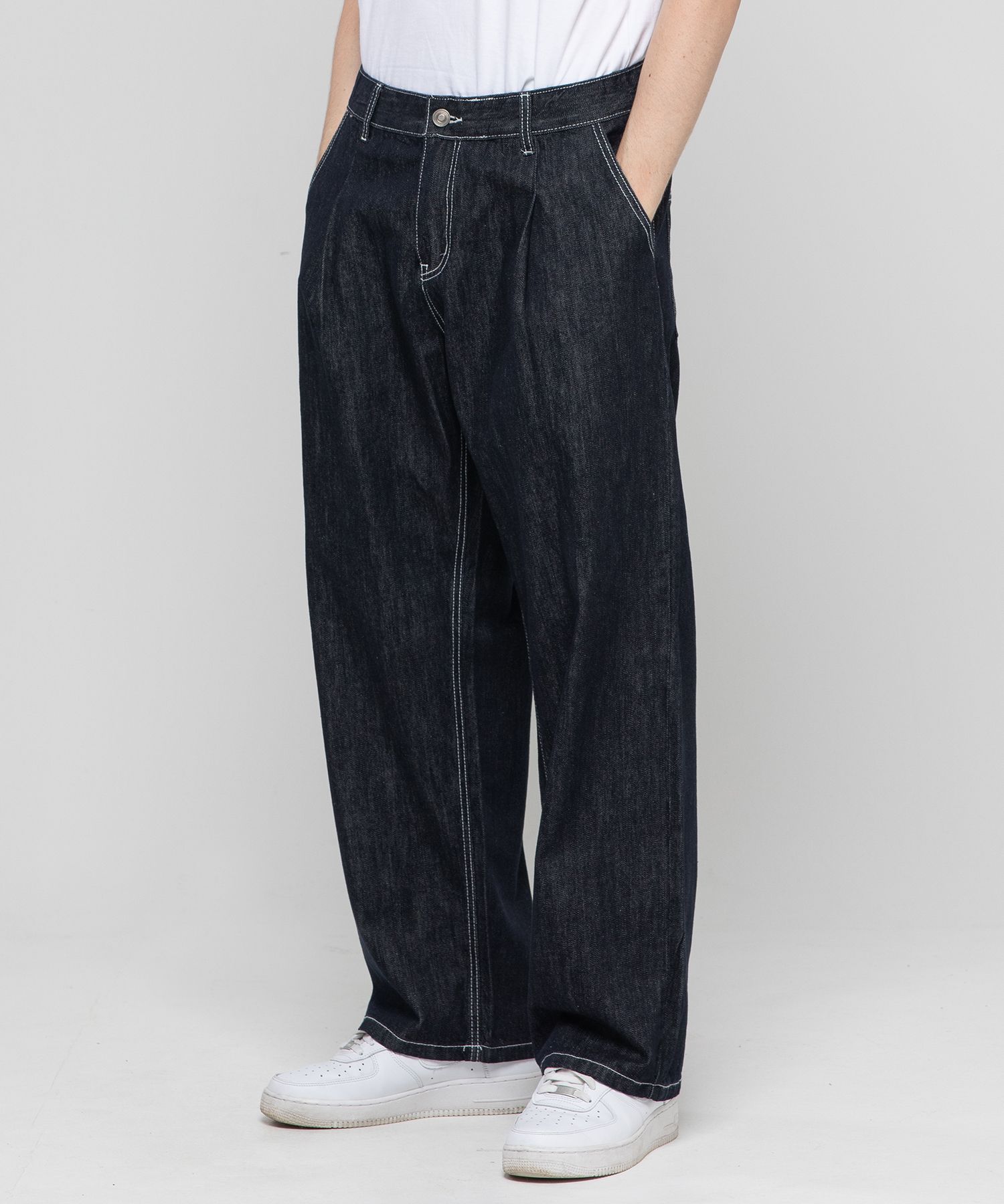 【YOURNUS】Nonfade Indigo Wide Denim YOURNUS】Nonfade Indigo Wide Denim UB322 Straight Fit 11oz