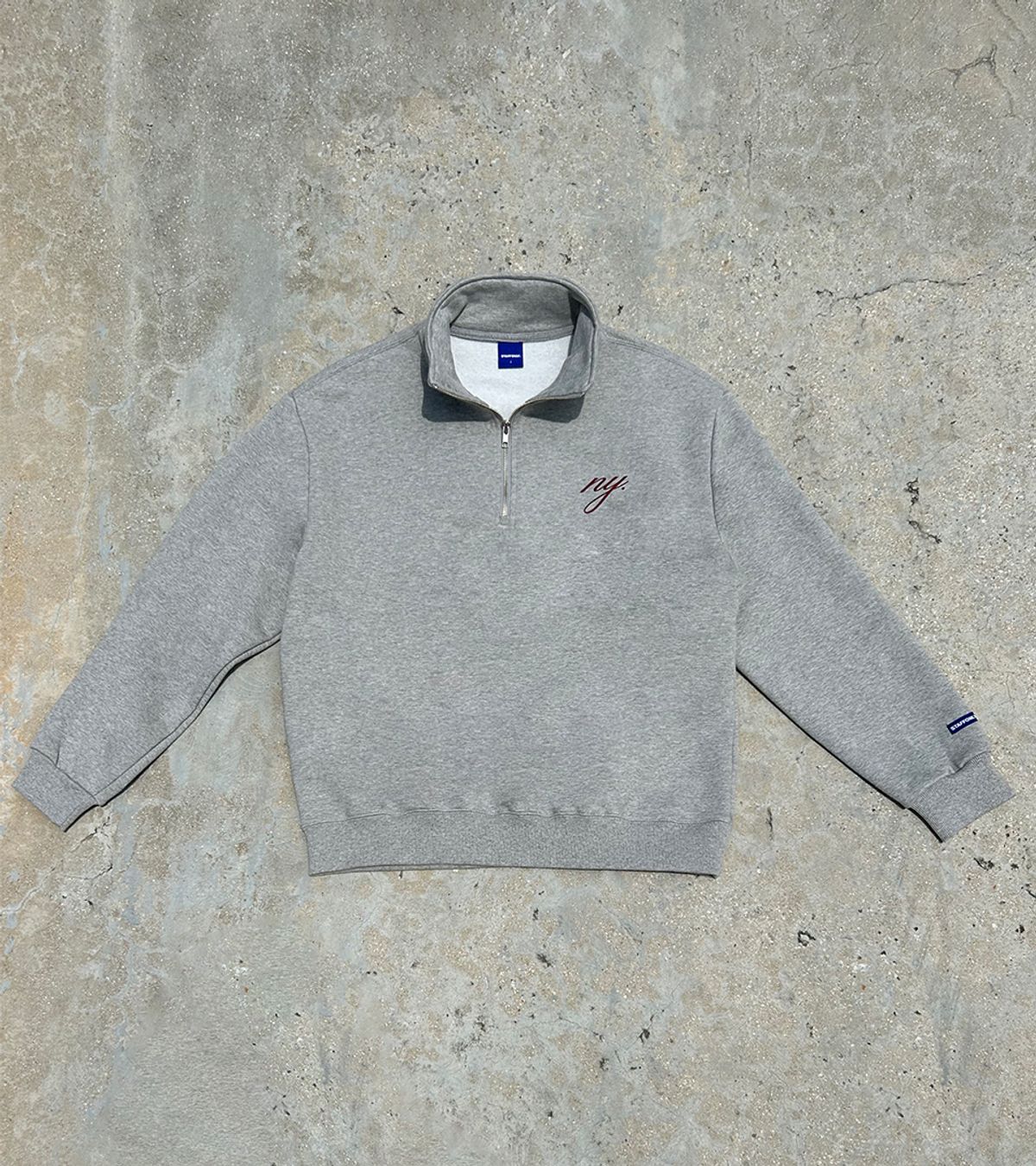스텝온리(STAFFONLY) NY HALF ZIP-UP (MELANGE GREY)