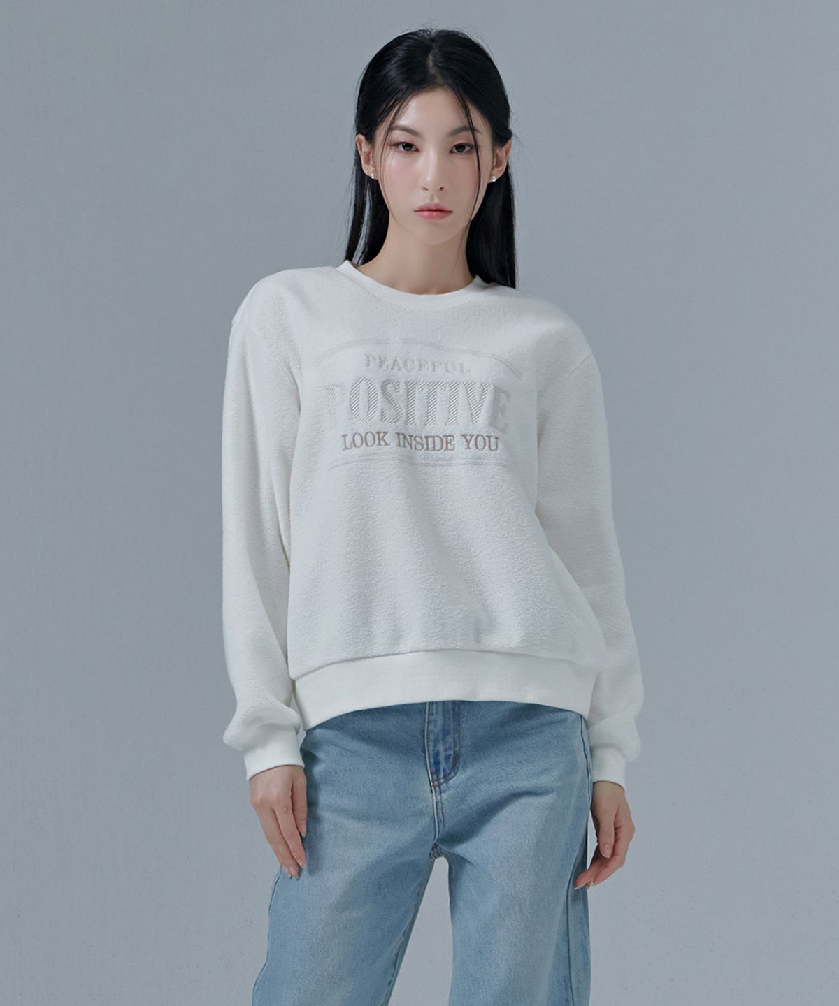 체이스컬트(CHASECULT) 여성 테리 자수 맨투맨티셔츠-CFRG5177D0A
