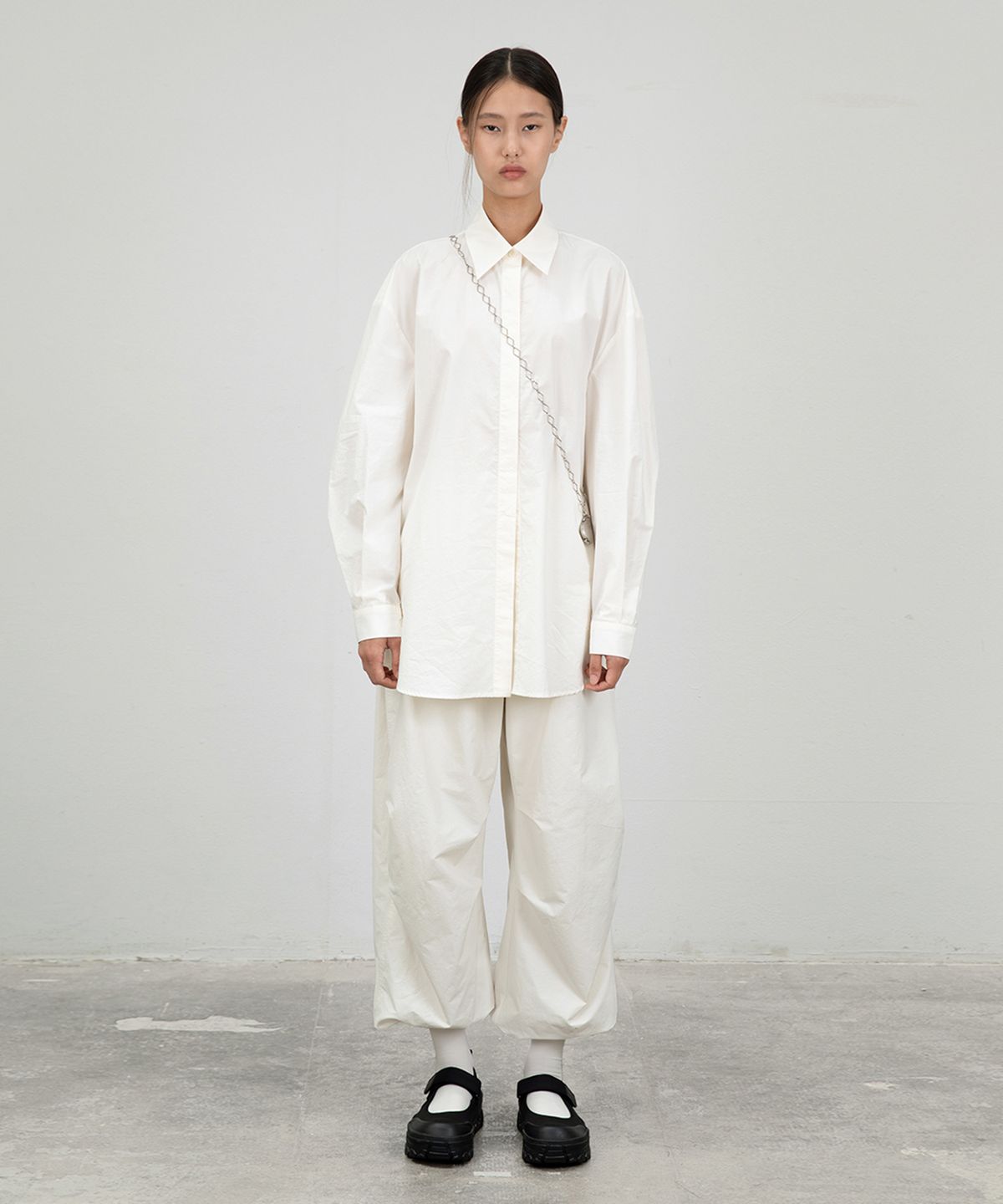 아모멘토(AMOMENTO) COTTON NYLON FATIGUE PANTS_ECRU