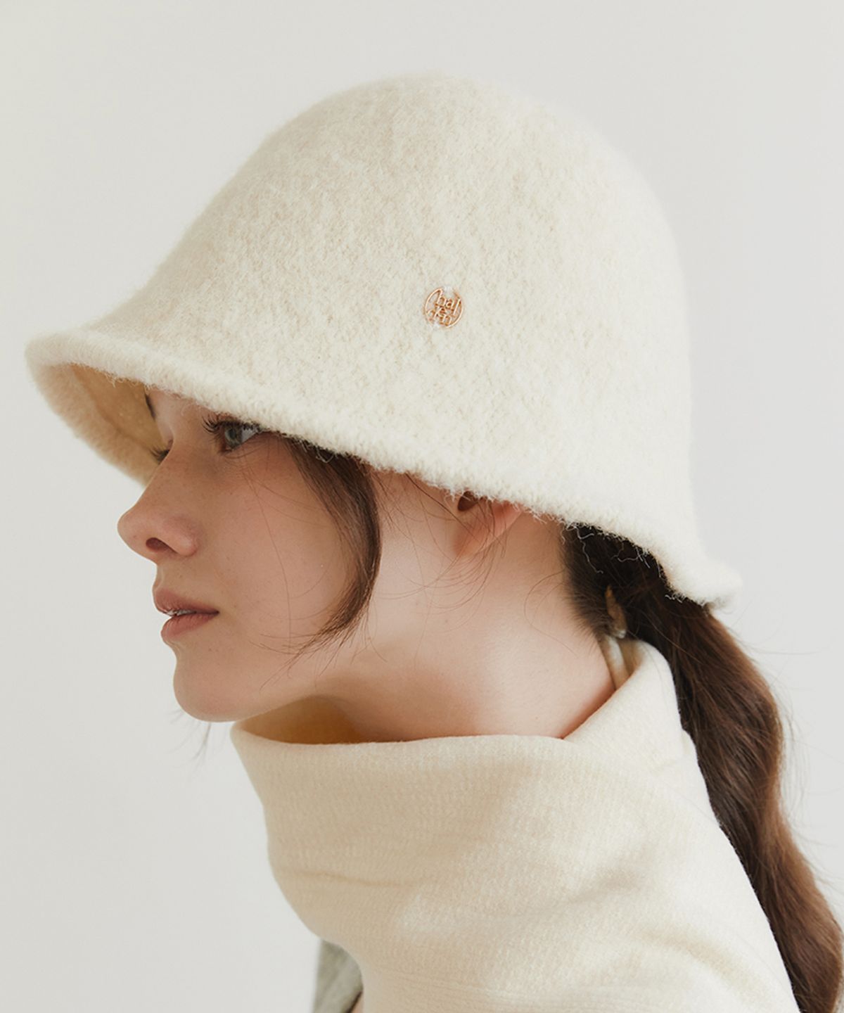 할렌(HALDEN) wool hairy bucket hat (C039_ivory)