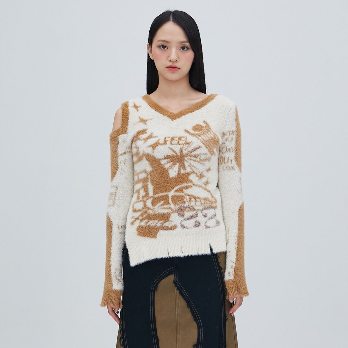 라라폭스(LALAFOX) LALA PRINTED CUT OUT KNIT BEIGE BP4KL001