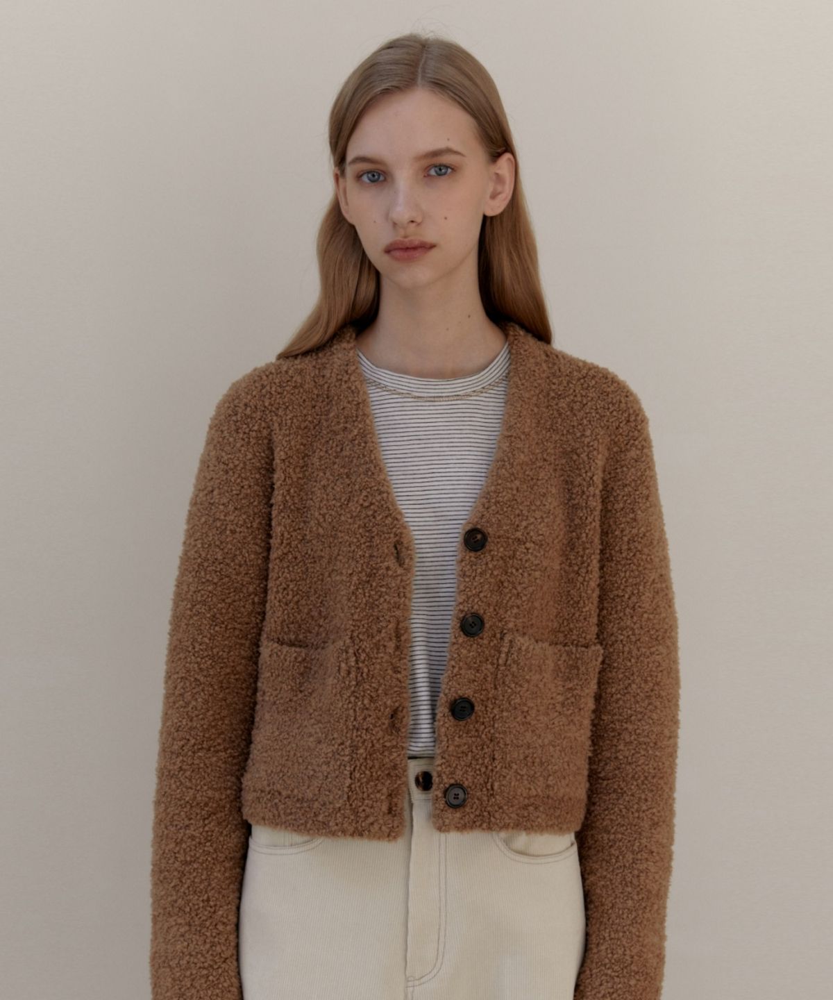 어나우트(UNNOUT) TEDDY BEAR WOOL KNIT CARDIGAN - CAMEL