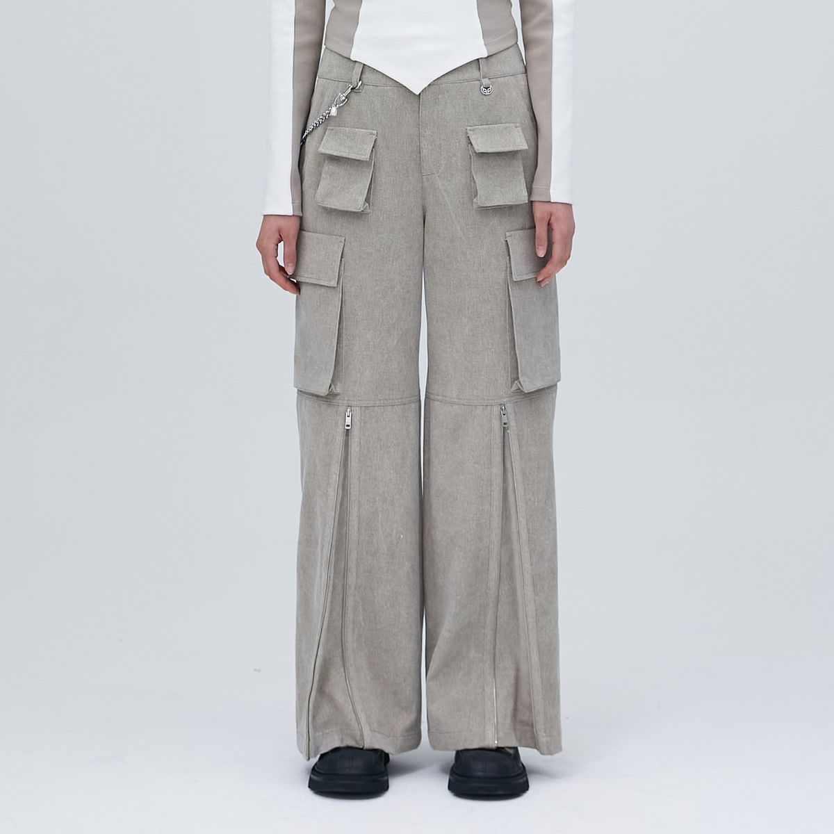 라라폭스(LALAFOX) ZIPPER CARGO PANTS BEIGE BP4WP001
