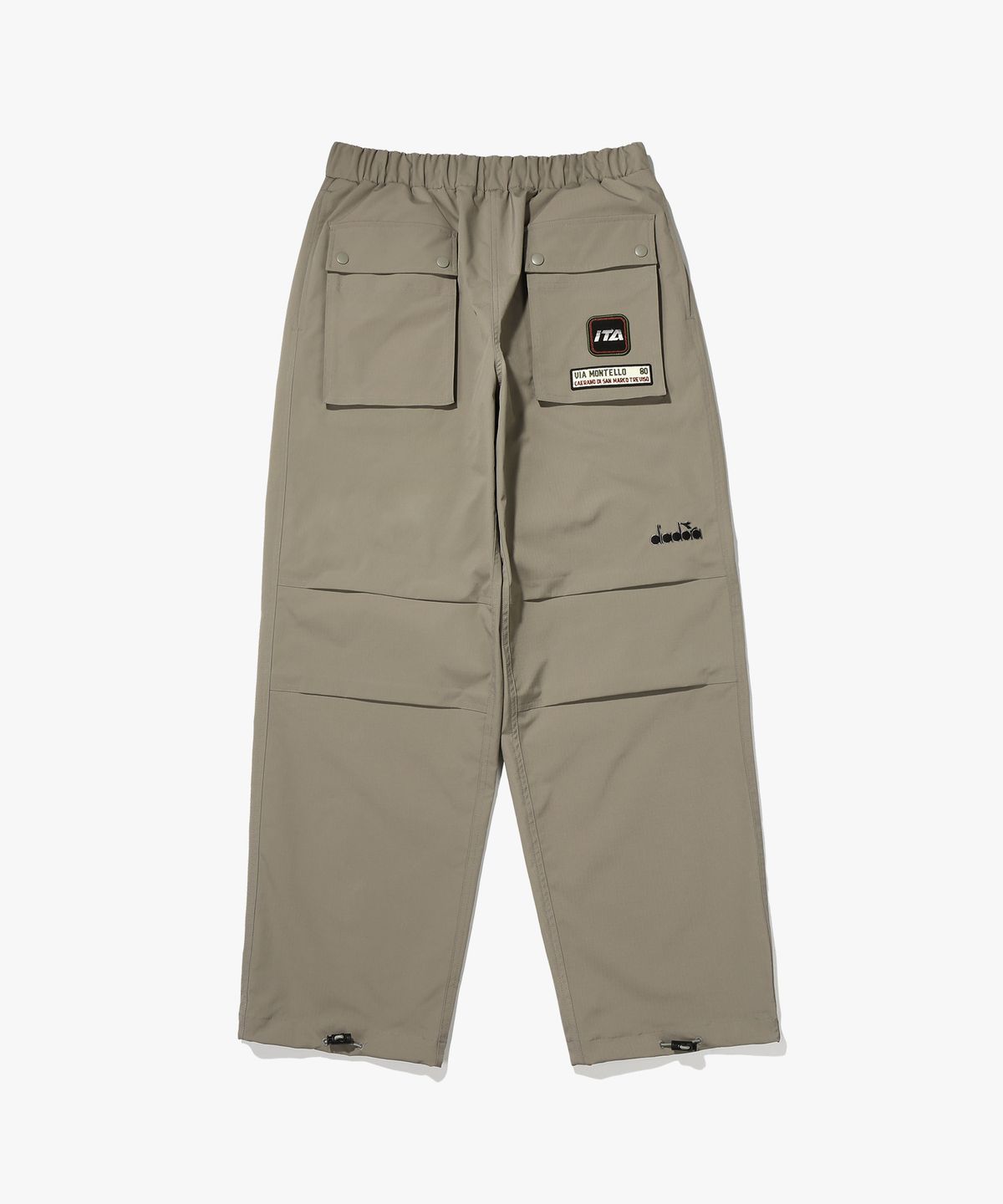 디아도라(diadora) 윈터 피트크루 벌룬핏 우븐 팬츠 KHAKI